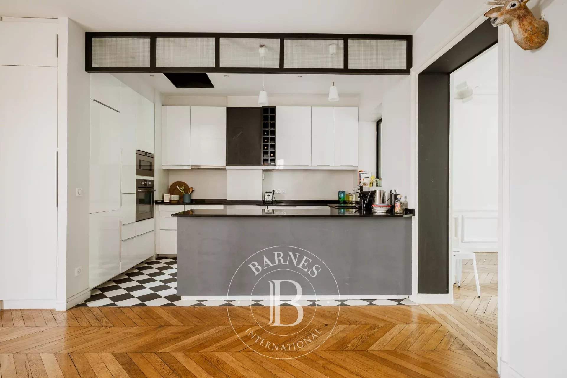 Paris  - Appartement 4 Pi&egrave;ces 3 Chambres - picture 9