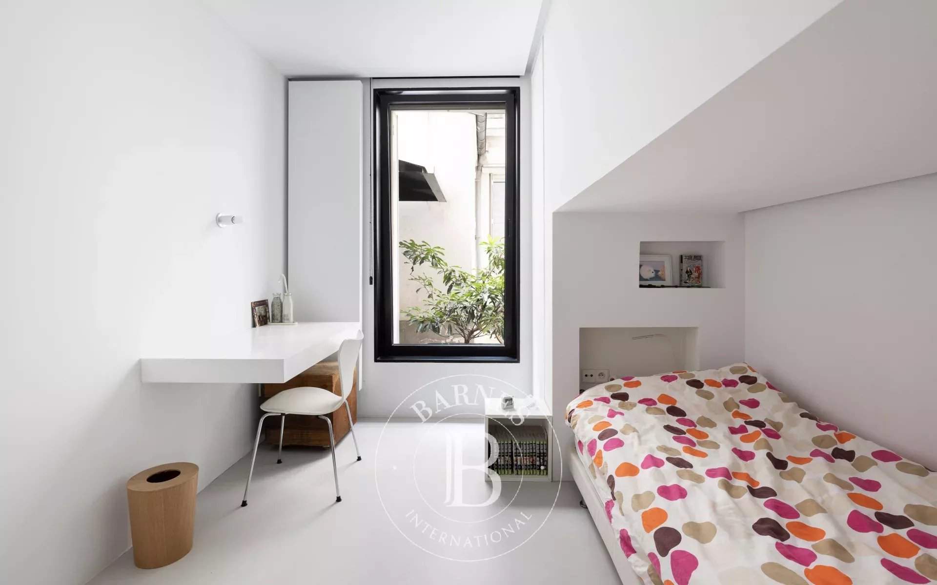 Paris  - Apartment 3 Bedrooms - picture 11