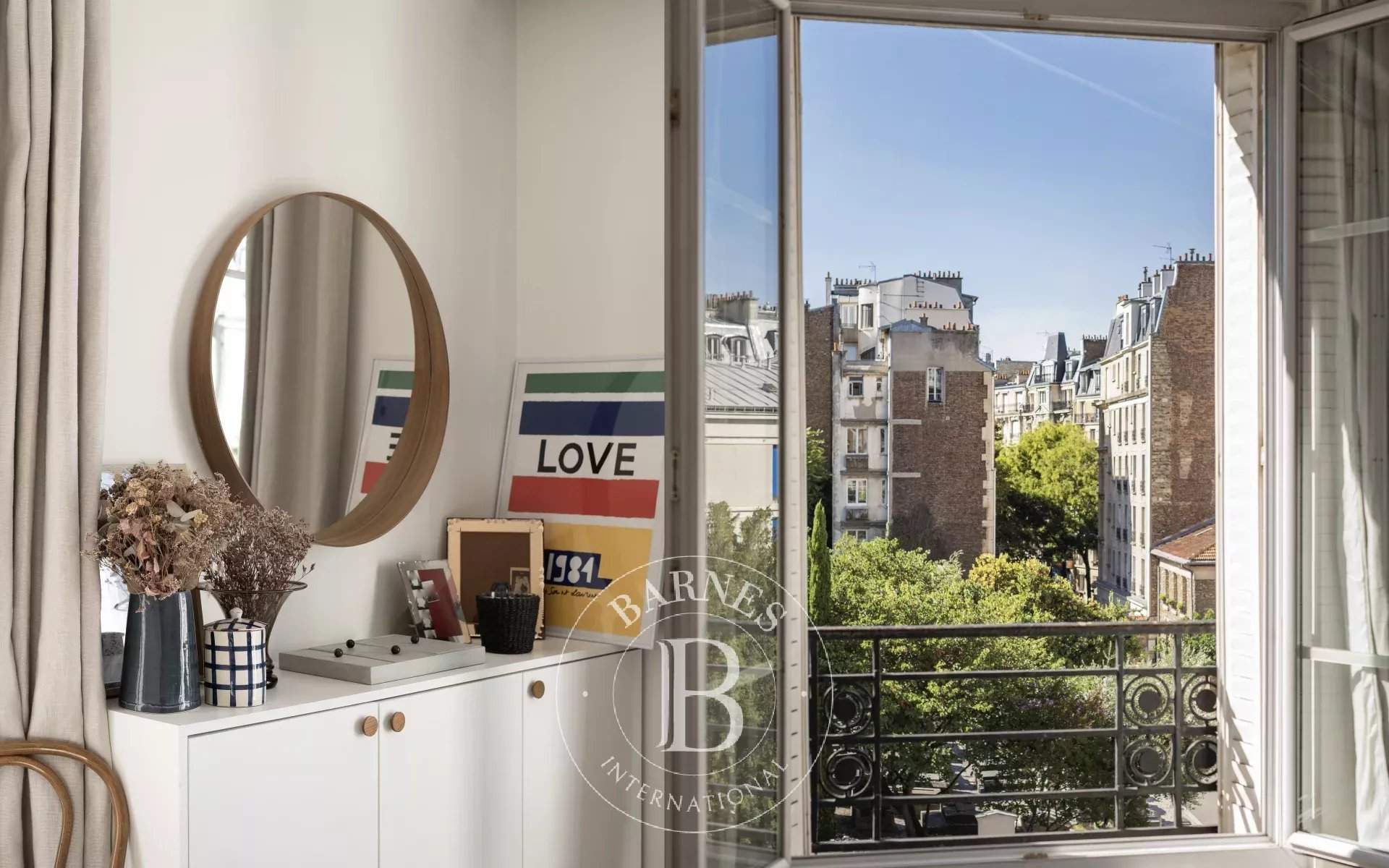 Paris  - Apartment 2 Bedrooms - picture 12