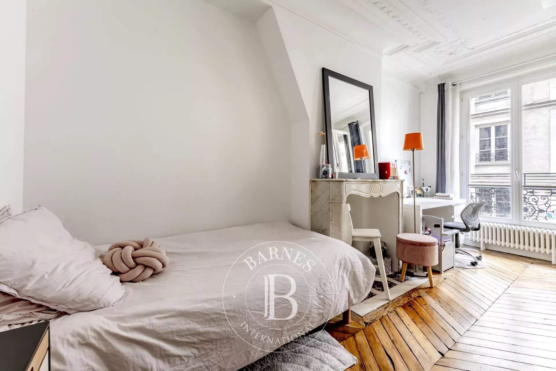 Paris  - Apartment 3 Bedrooms - picture 7
