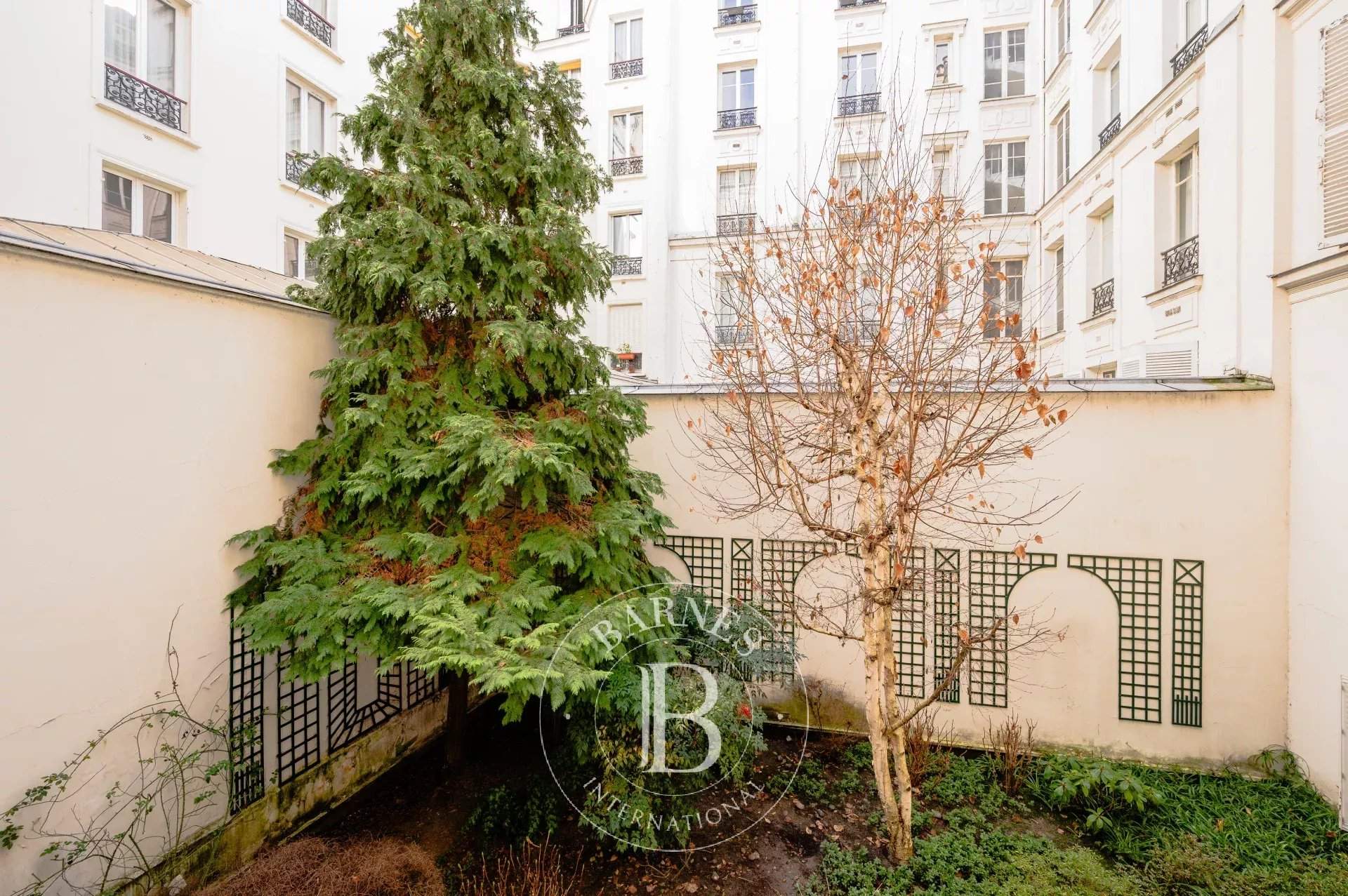 Paris  - Appartement 5 Pi&egrave;ces 3 Chambres - picture 9