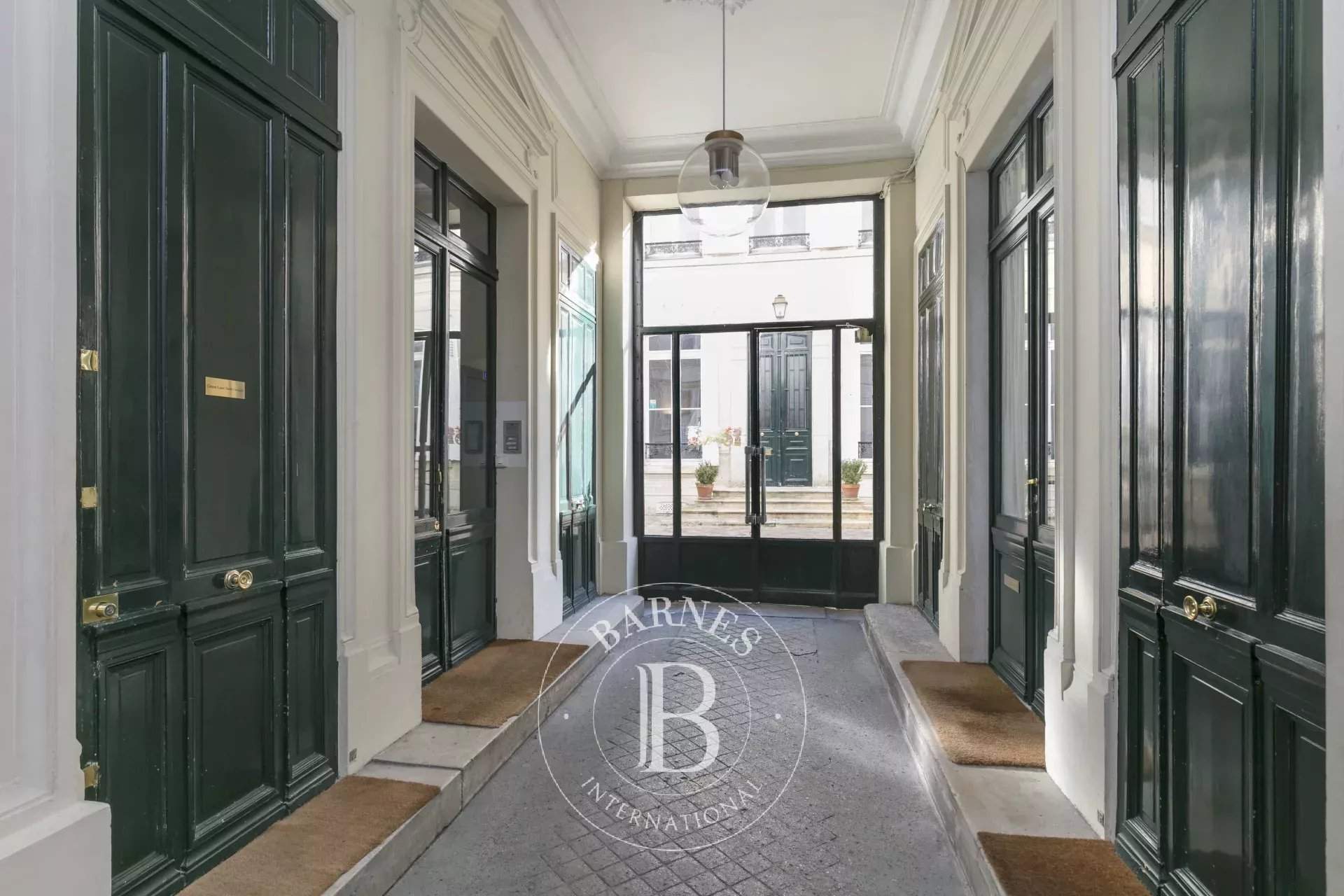 Paris  - Apartment 4 Bedrooms - picture 16
