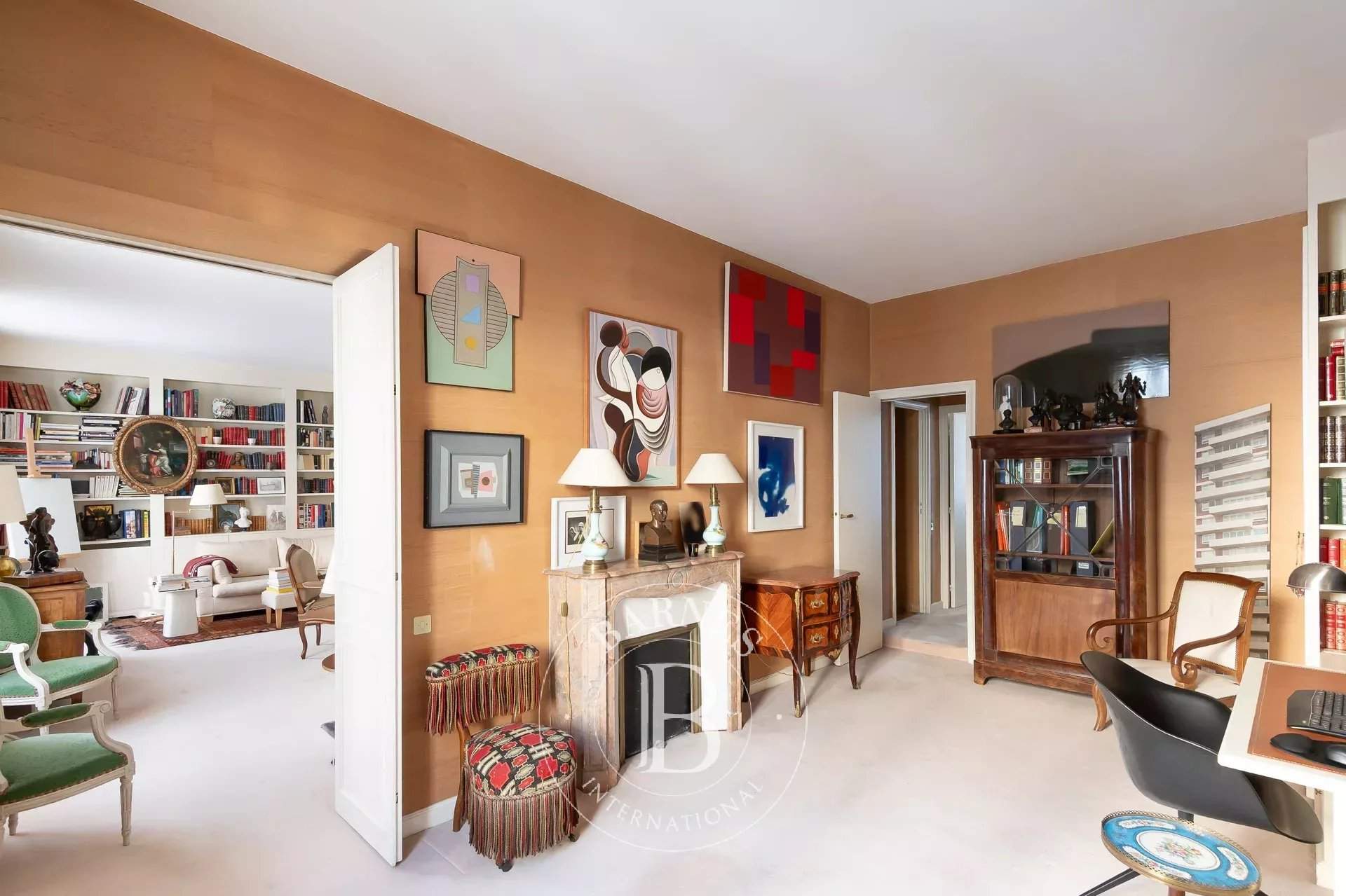 Paris  - Apartment 3 Bedrooms - picture 8