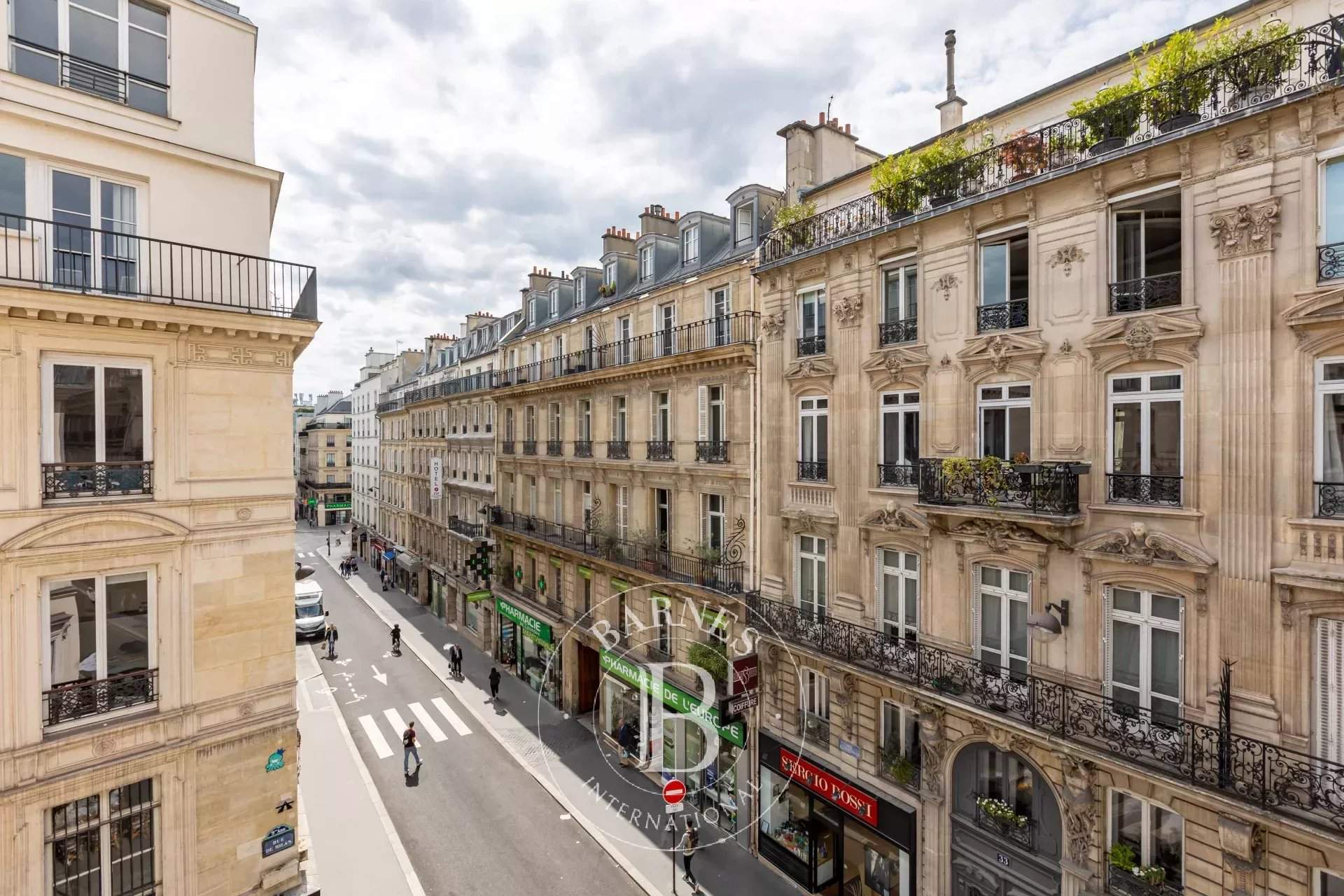 Paris  - Apartment 3 Bedrooms - picture 8