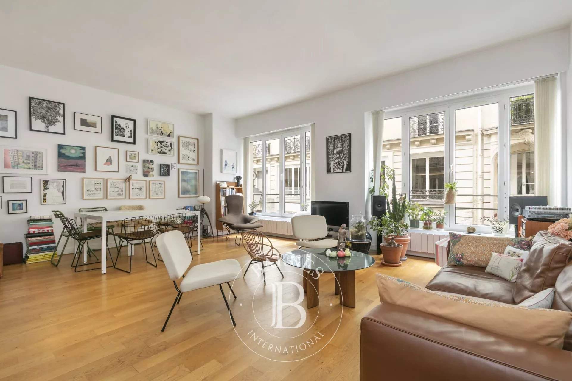 Paris  - Apartment 2 Bedrooms - picture 1