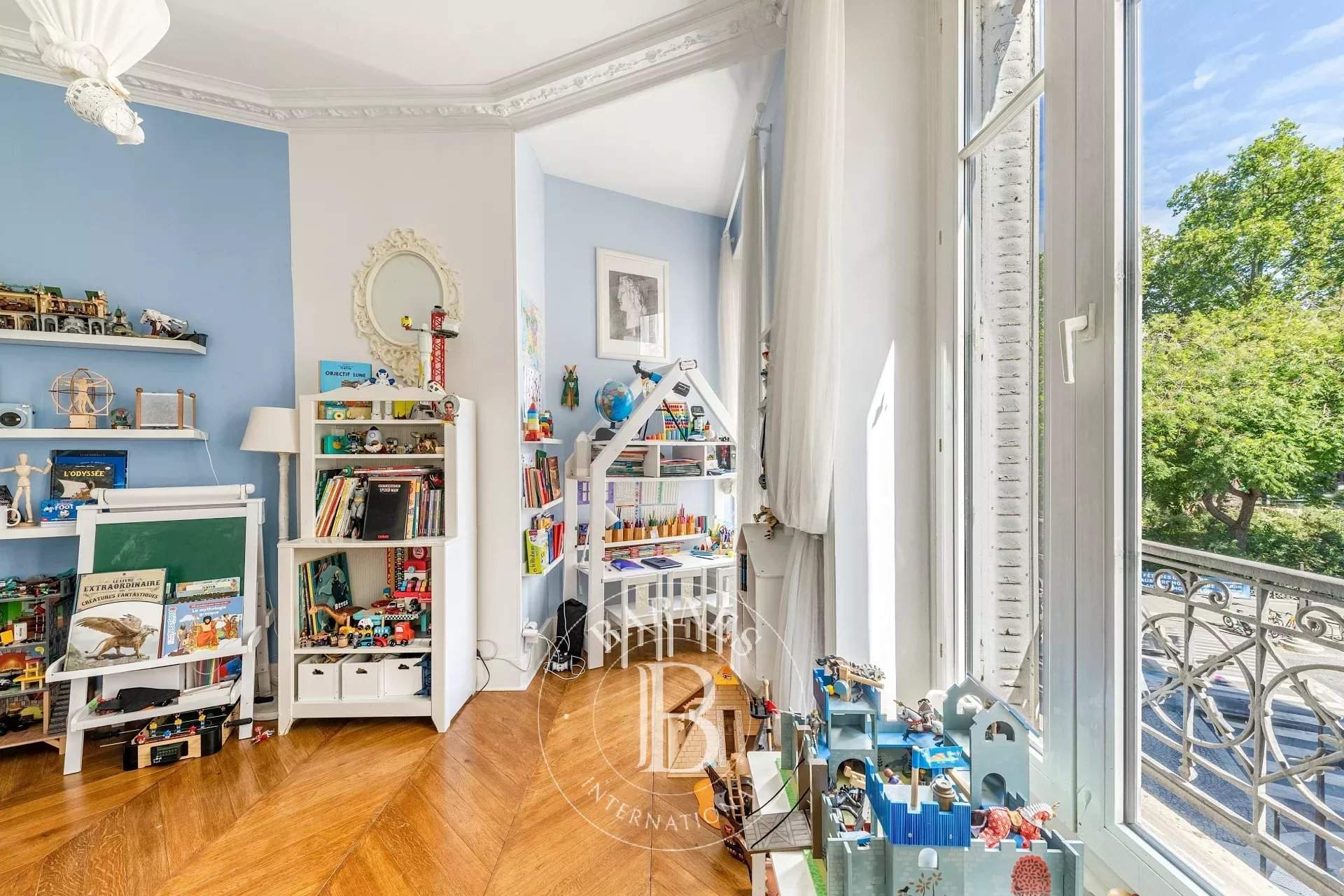 Paris  - Appartement 5 Pi&egrave;ces 3 Chambres - picture 13