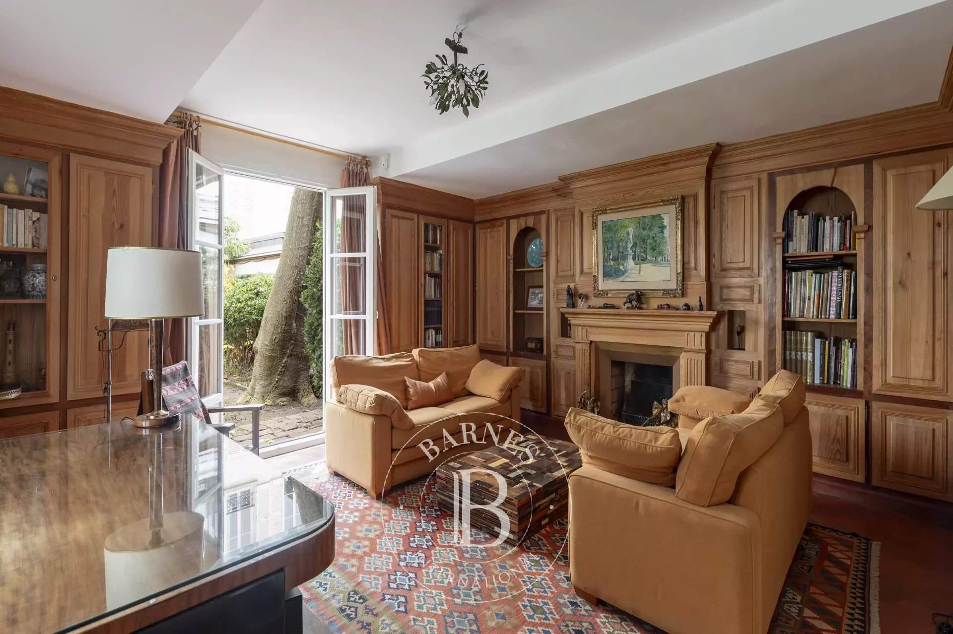 Paris  - House 4 Bedrooms - picture 19