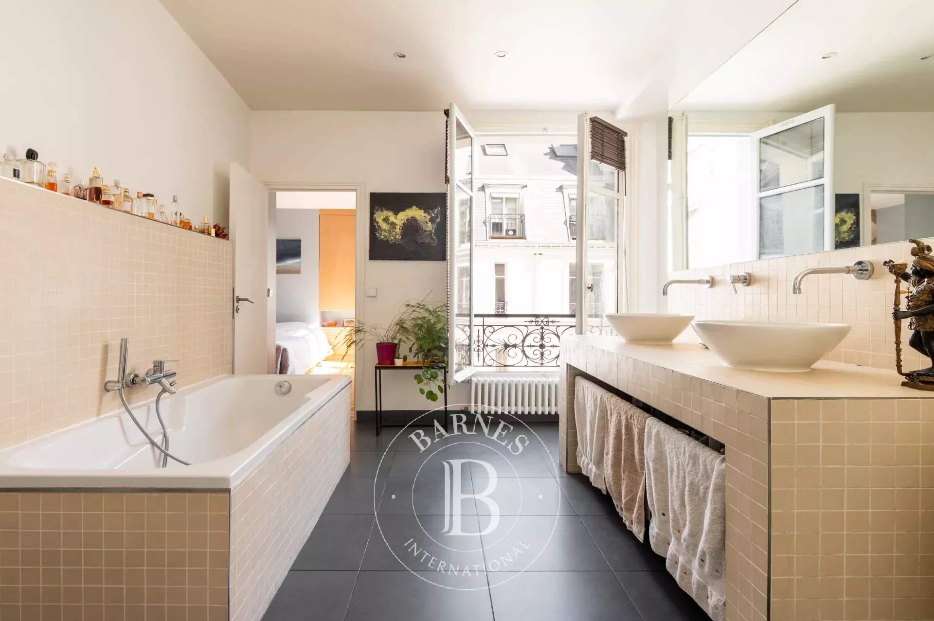 Paris  - Apartment 3 Bedrooms - picture 20