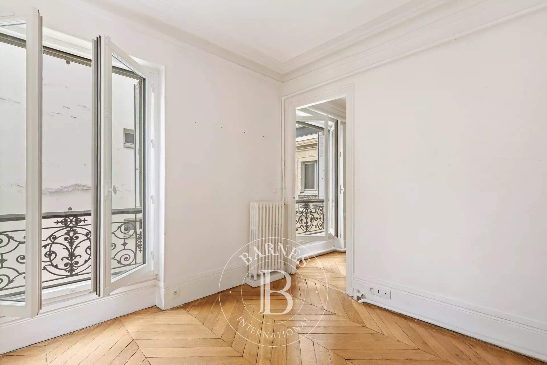 Paris  - Appartement 6 Pi&egrave;ces 4 Chambres - picture 9