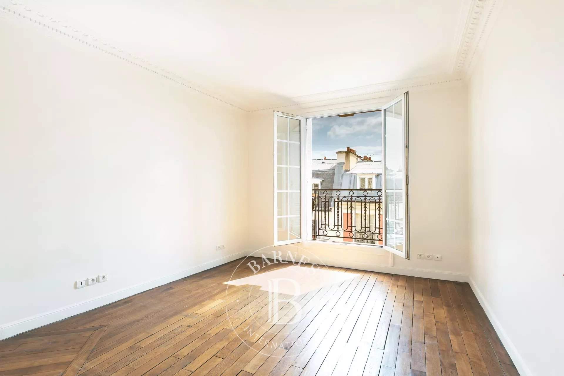 Paris  - Apartment 2 Bedrooms - picture 16