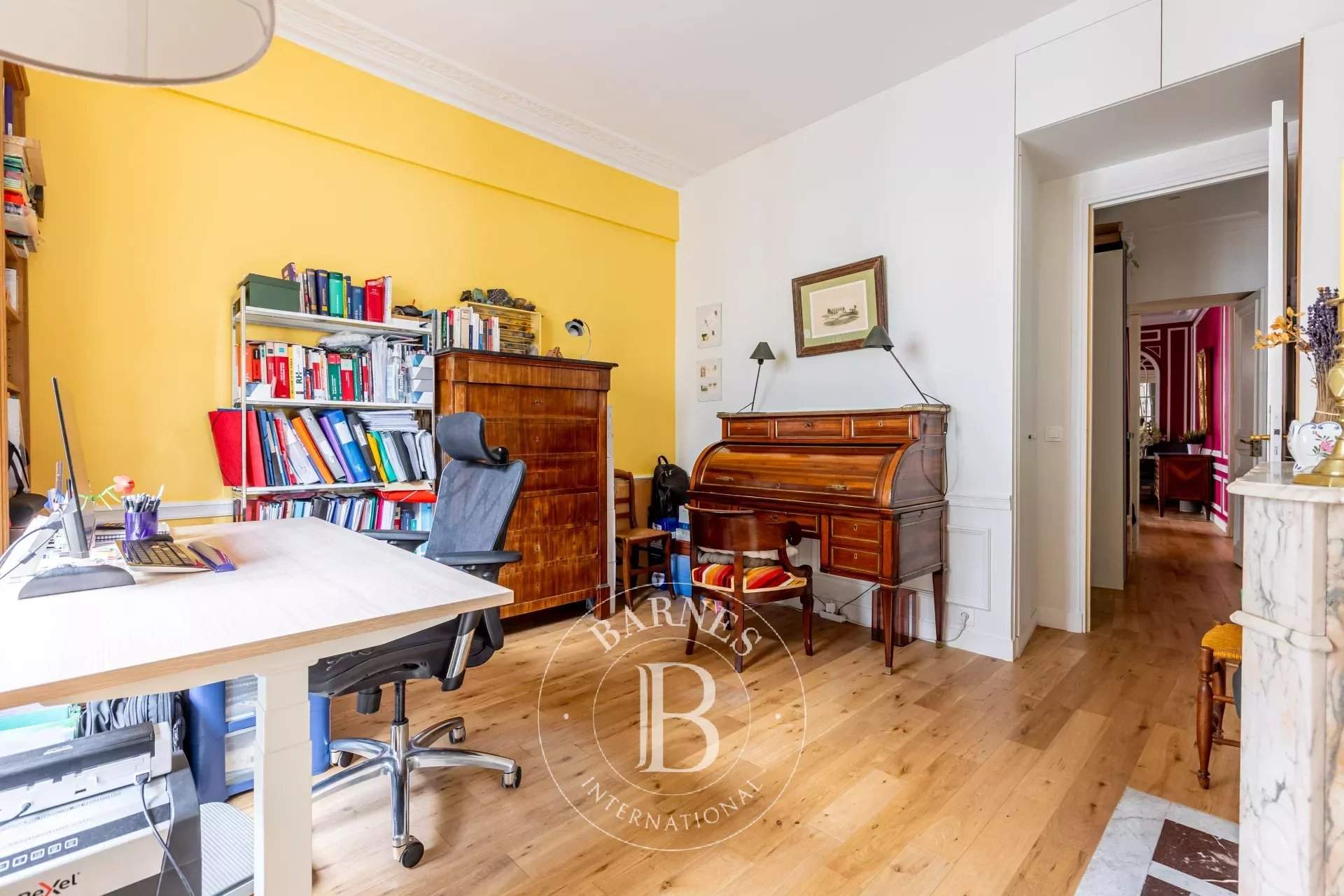 Paris  - Apartment 3 Bedrooms - picture 10