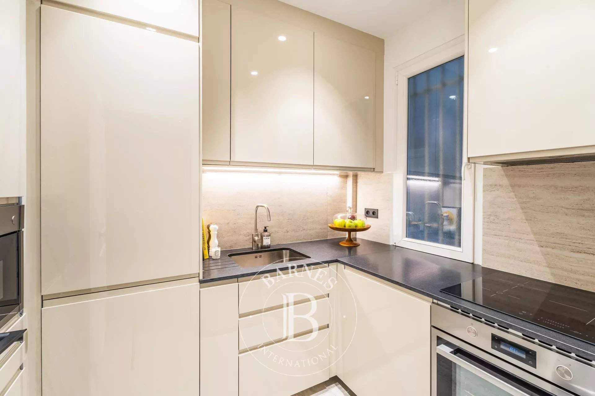 Paris  - Appartement 3 Pièces 2 Chambres - picture 8