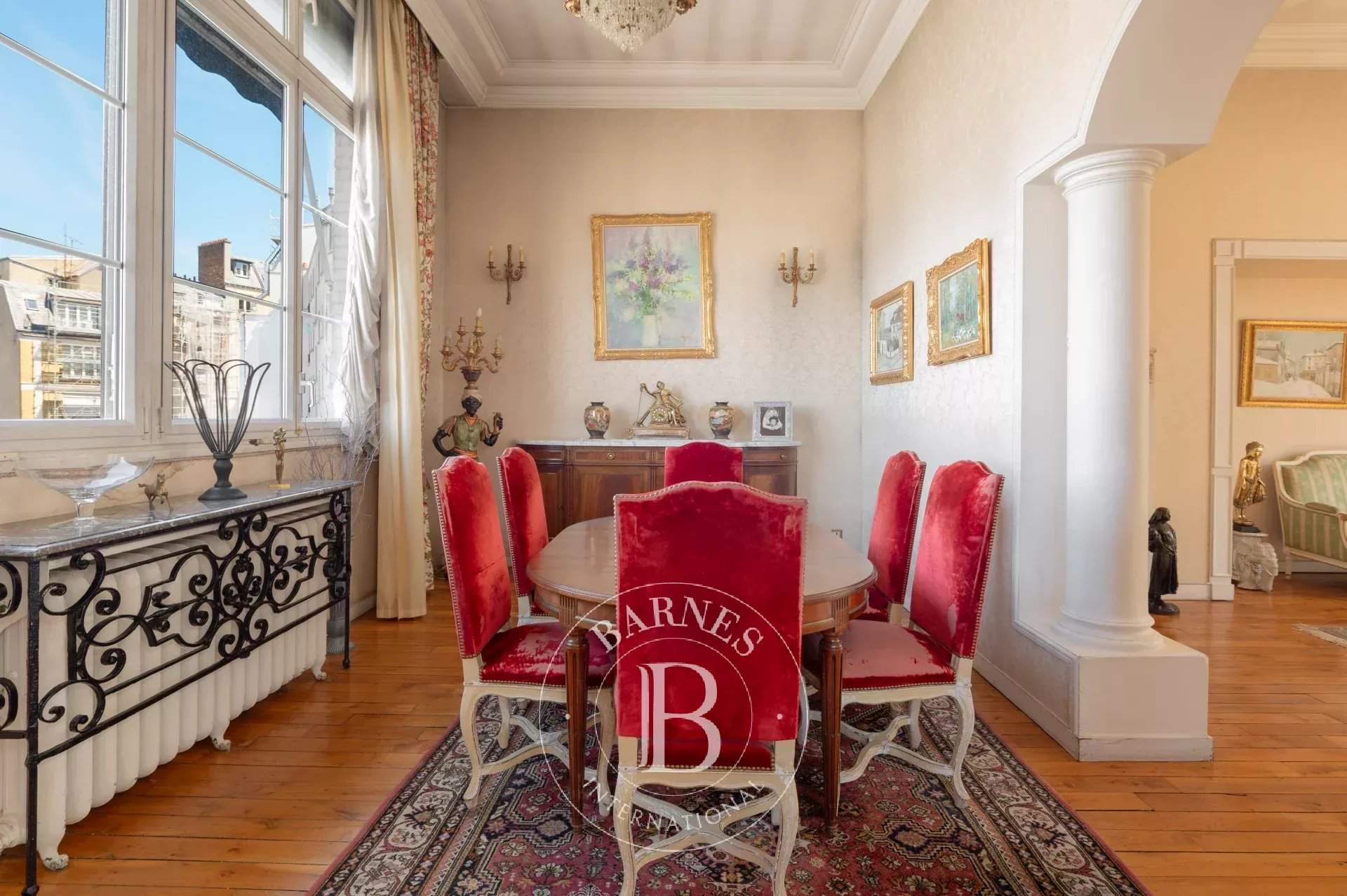 Paris  - House 4 Bedrooms - picture 2