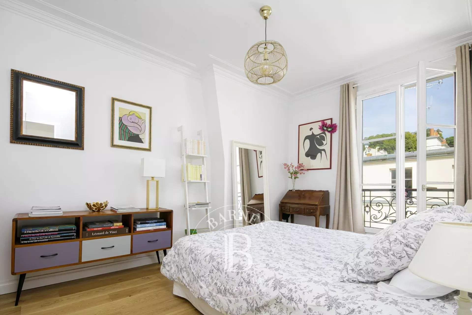 Paris  - Apartment 2 Bedrooms - picture 5