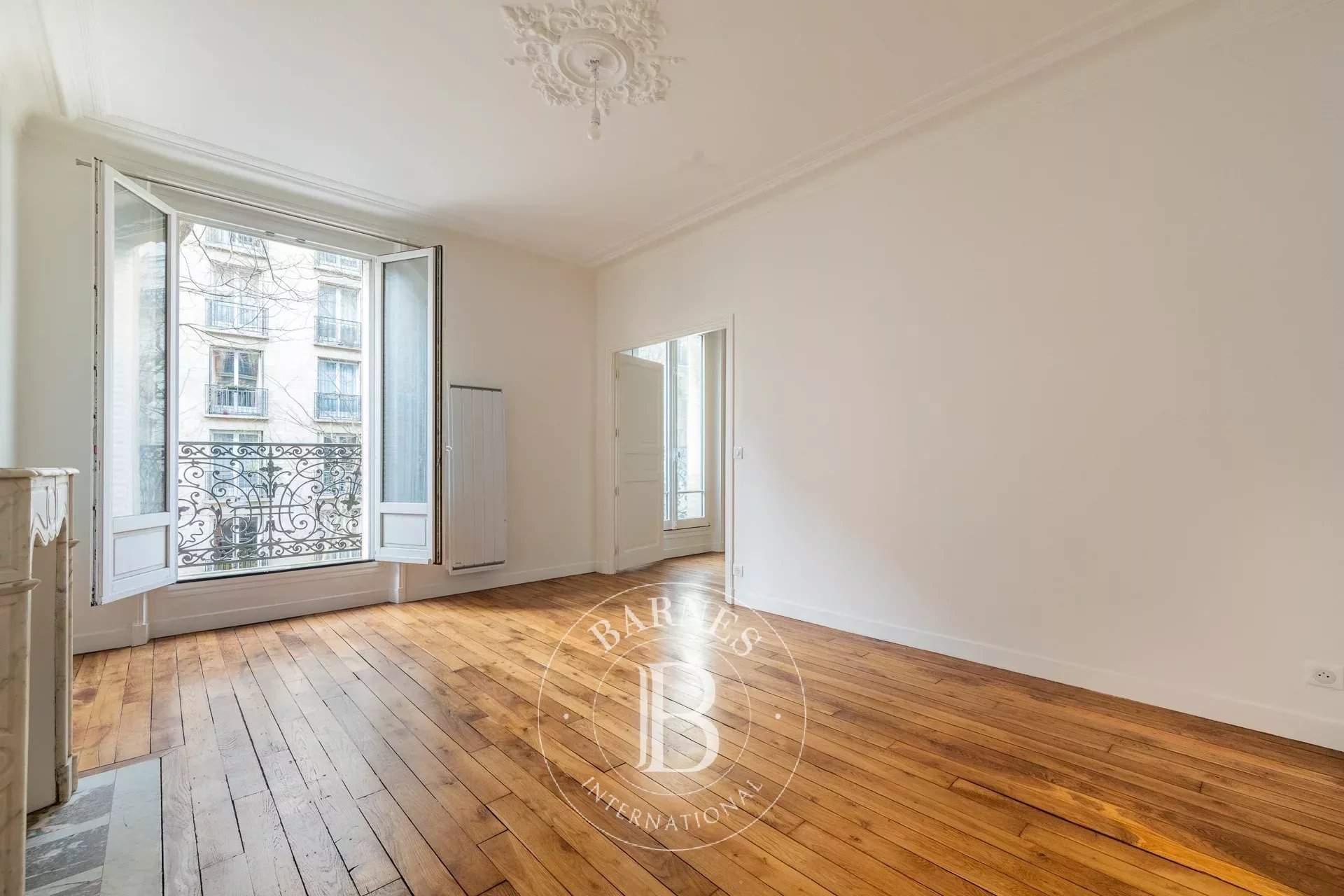 Paris  - Apartment 2 Bedrooms - picture 4
