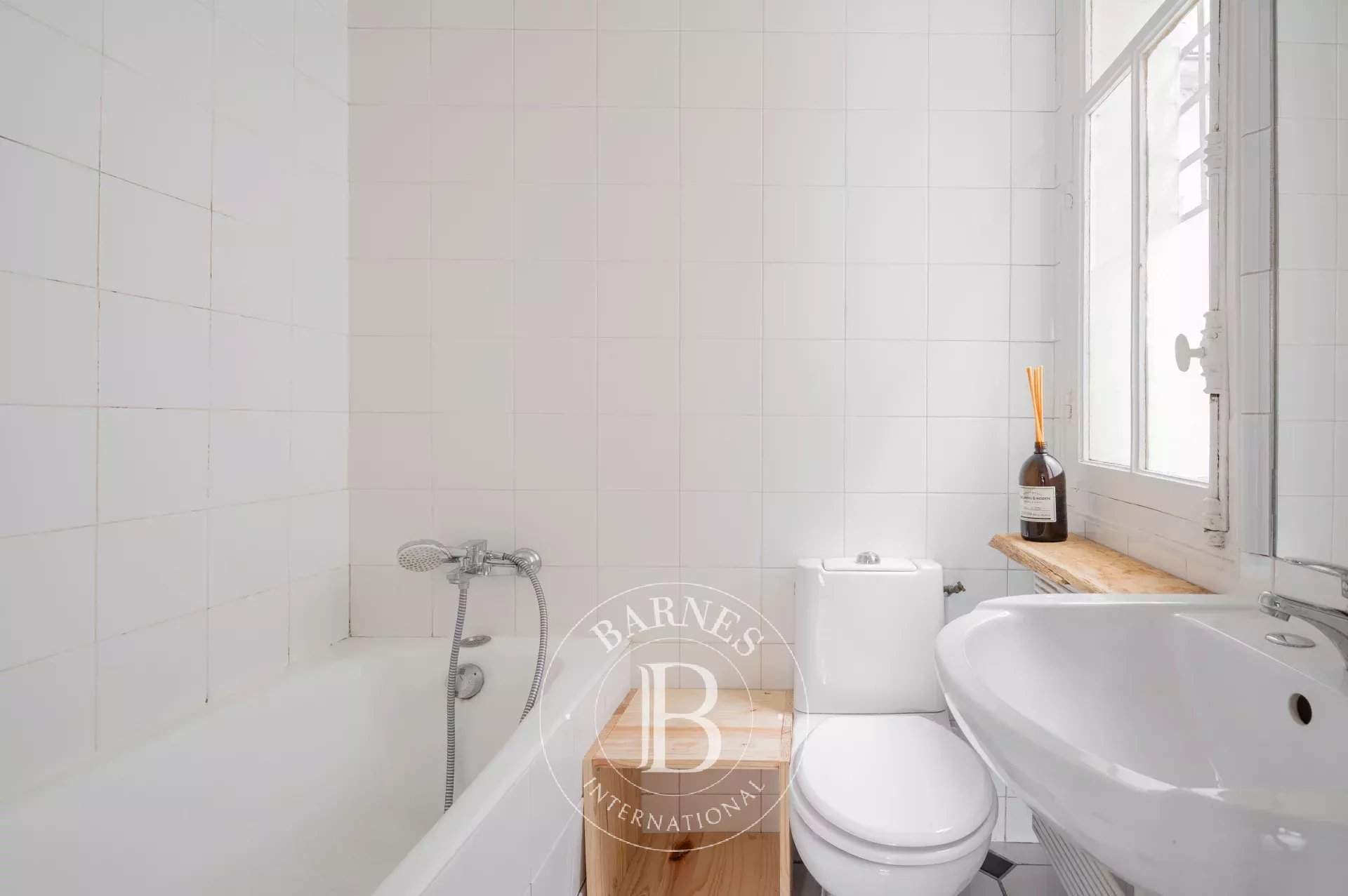 Paris  - Apartment 1 Bedroom - picture 7