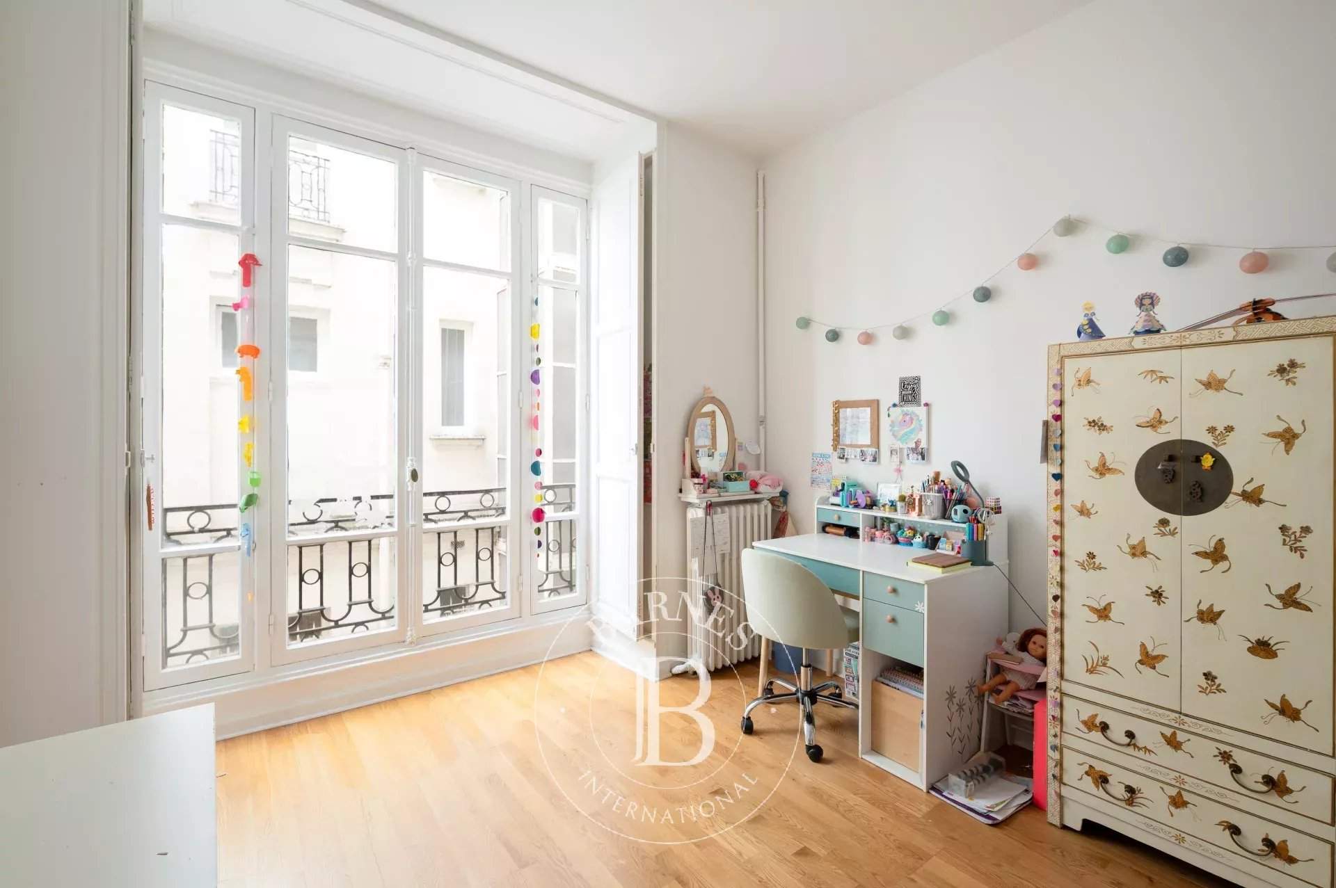 Paris  - Appartement 5 Pièces 3 Chambres - picture 10