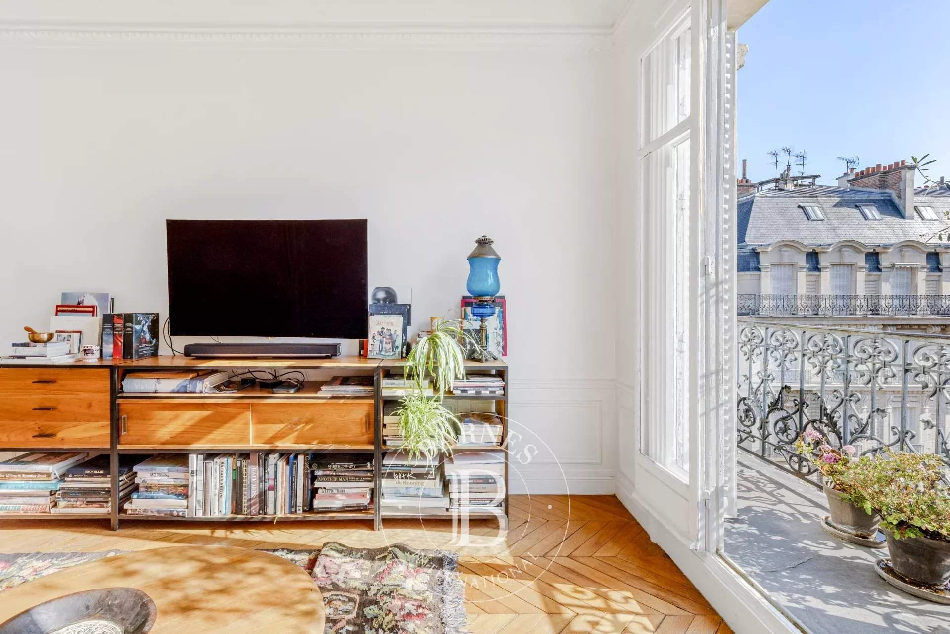 Paris  - Apartment 4 Bedrooms - picture 12