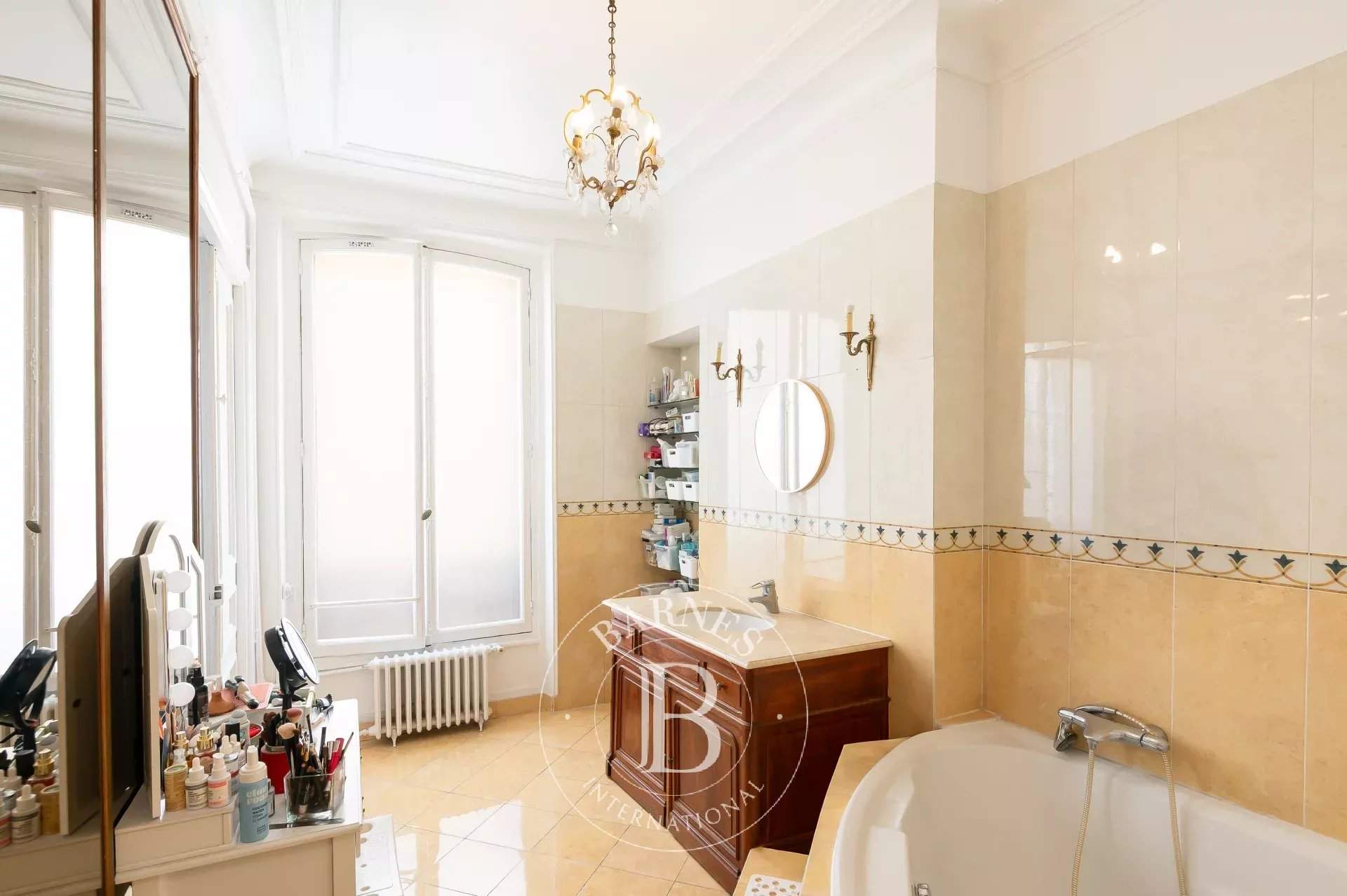 Paris  - Apartment 4 Bedrooms - picture 13