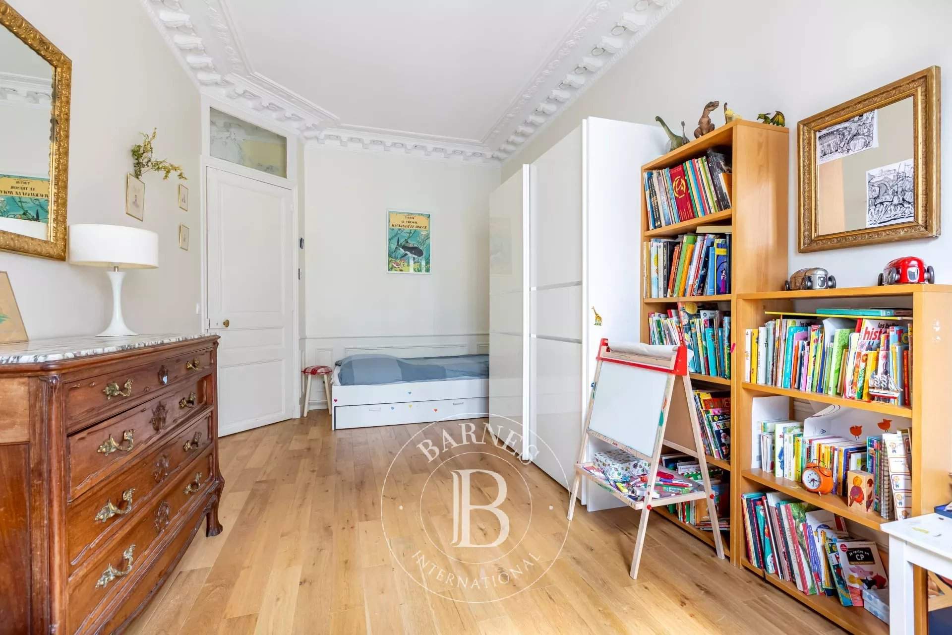 Paris  - Apartment 3 Bedrooms - picture 6