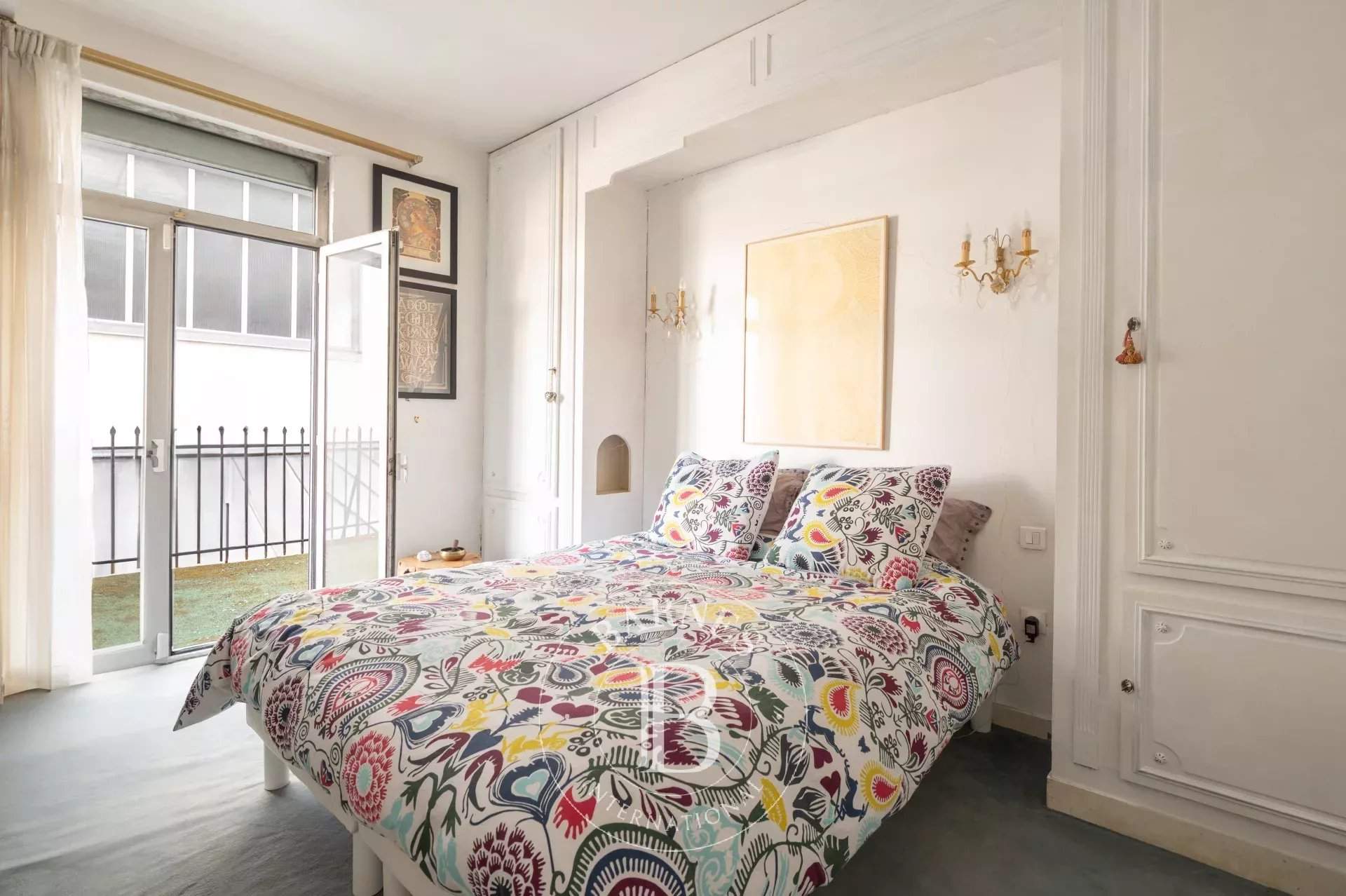 Paris  - House 4 Bedrooms - picture 12