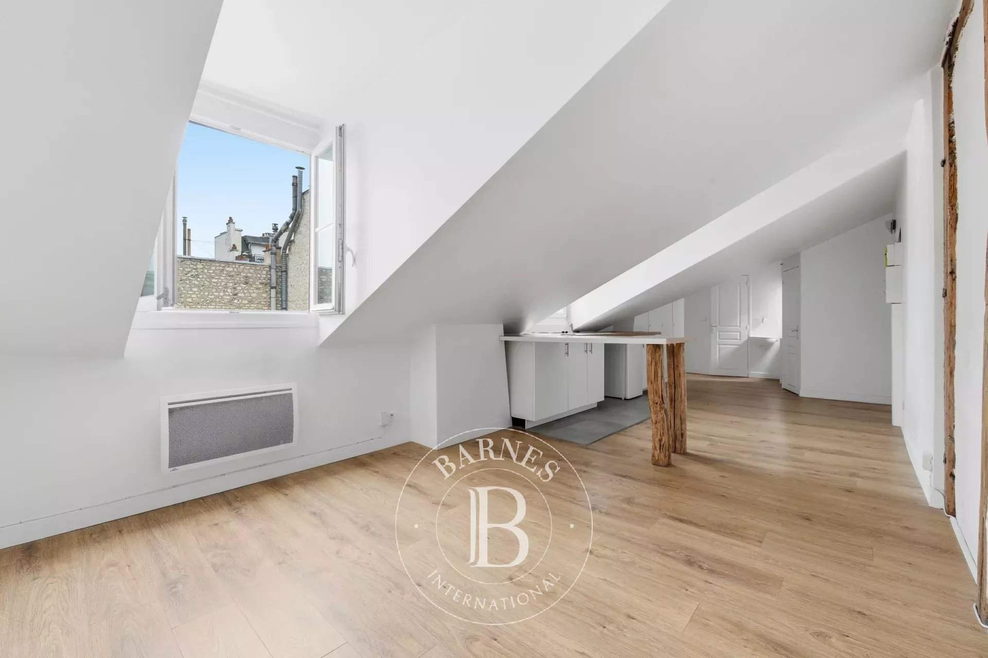 Paris  - Appartement 2 Pi&egrave;ces, 1 Chambre - picture 1