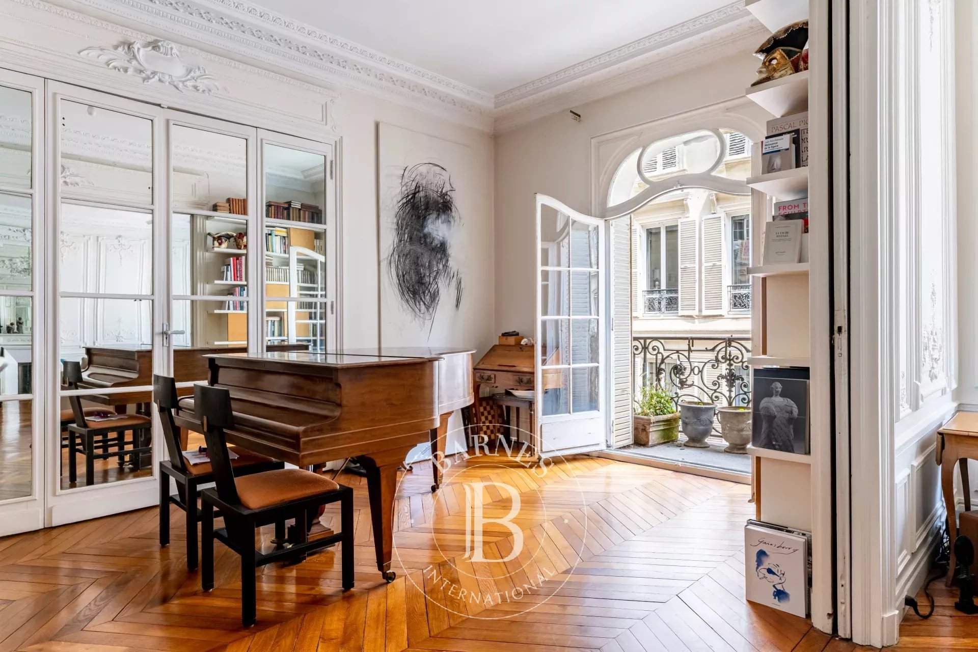 Paris  - Appartement 7 Pi&egrave;ces 4 Chambres - picture 17