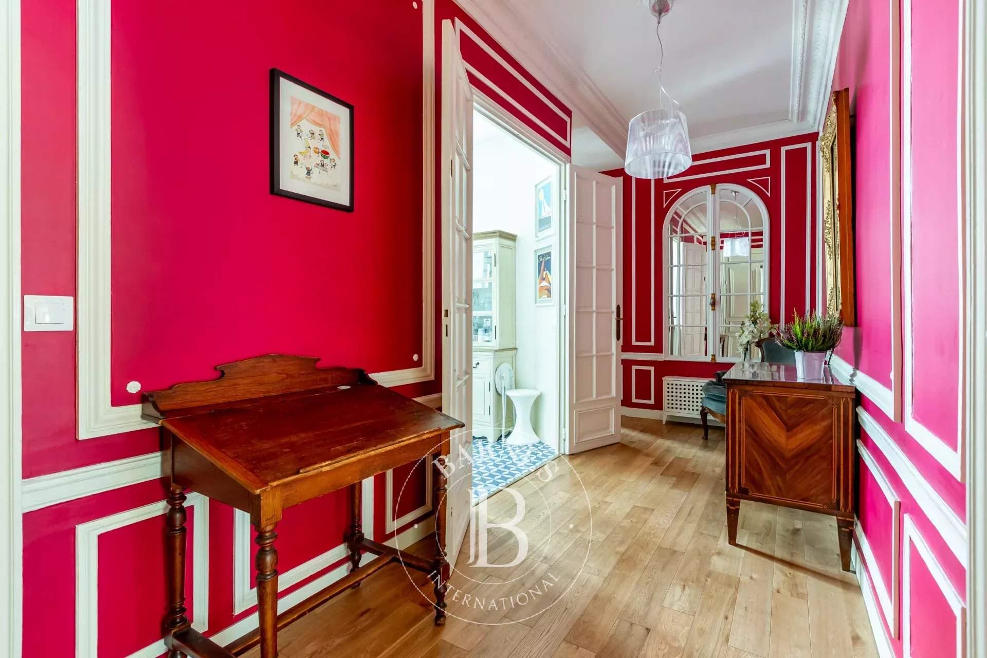 Paris  - Apartment 3 Bedrooms - picture 11