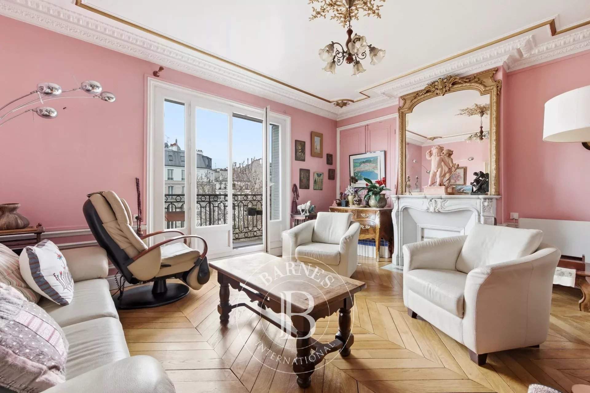 Paris  - Appartement 6 Pi&egrave;ces 3 Chambres - picture 2