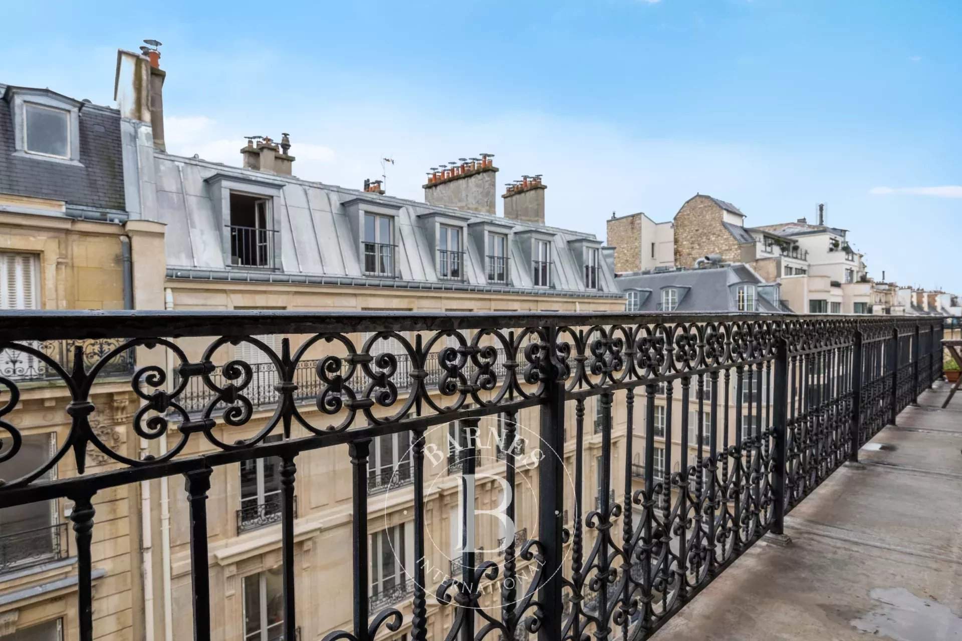 Paris  - Apartment 4 Bedrooms - picture 1