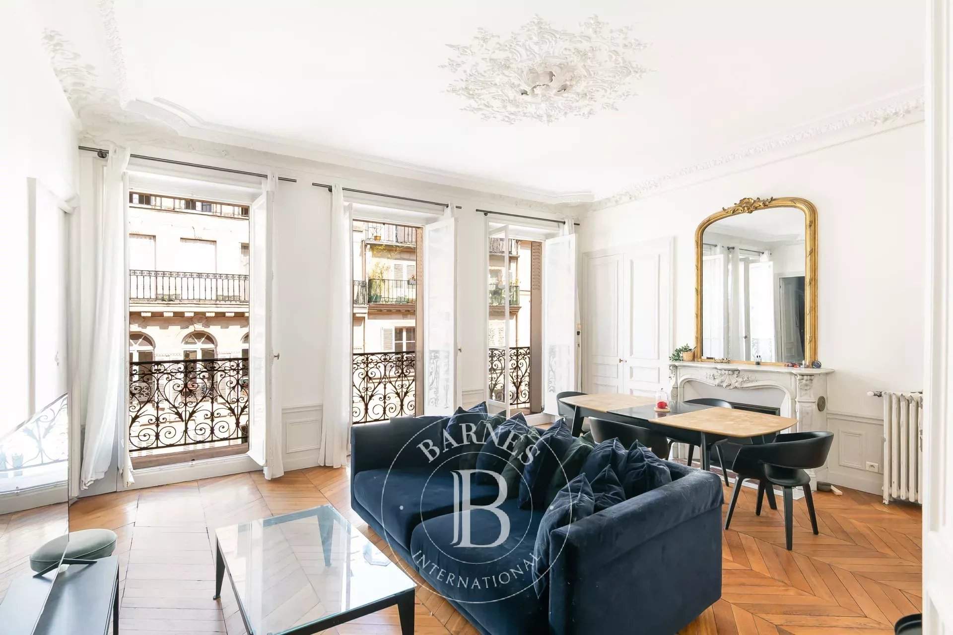Paris  - Apartment 3 Bedrooms - picture 2