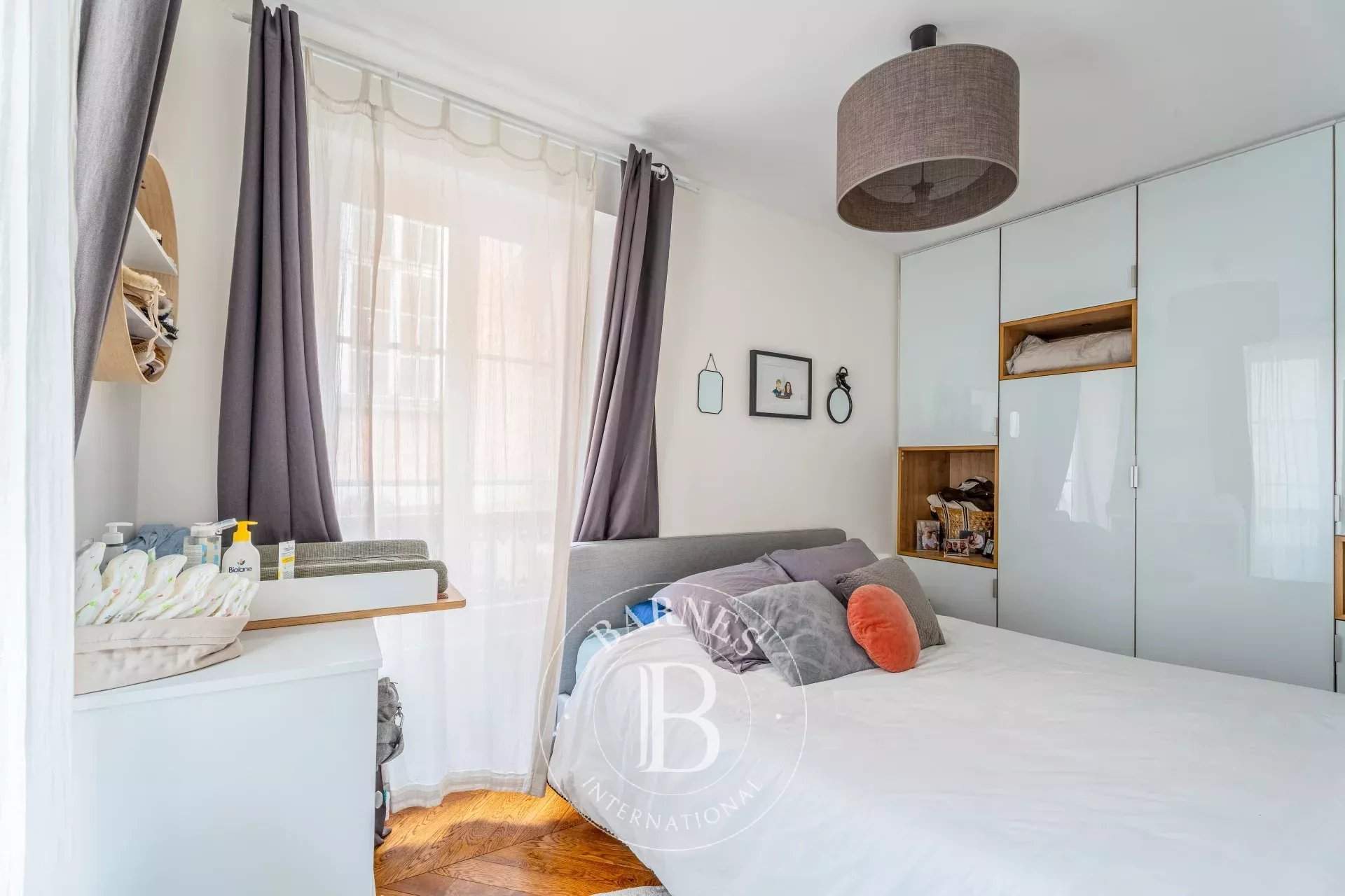 Paris  - Appartement 3 Pi&egrave;ces 2 Chambres - picture 7