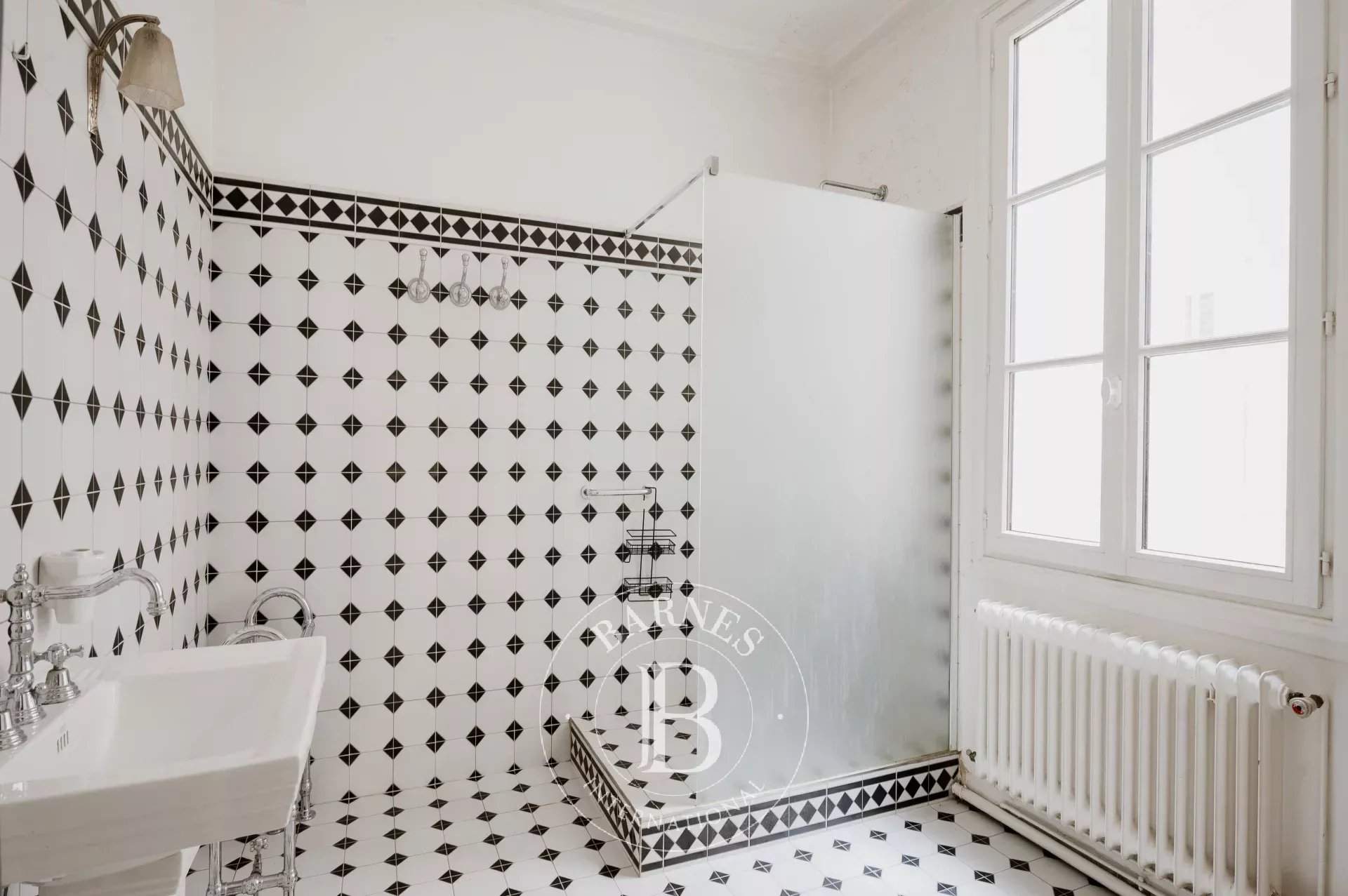 Paris  - Apartment 2 Bedrooms - picture 8