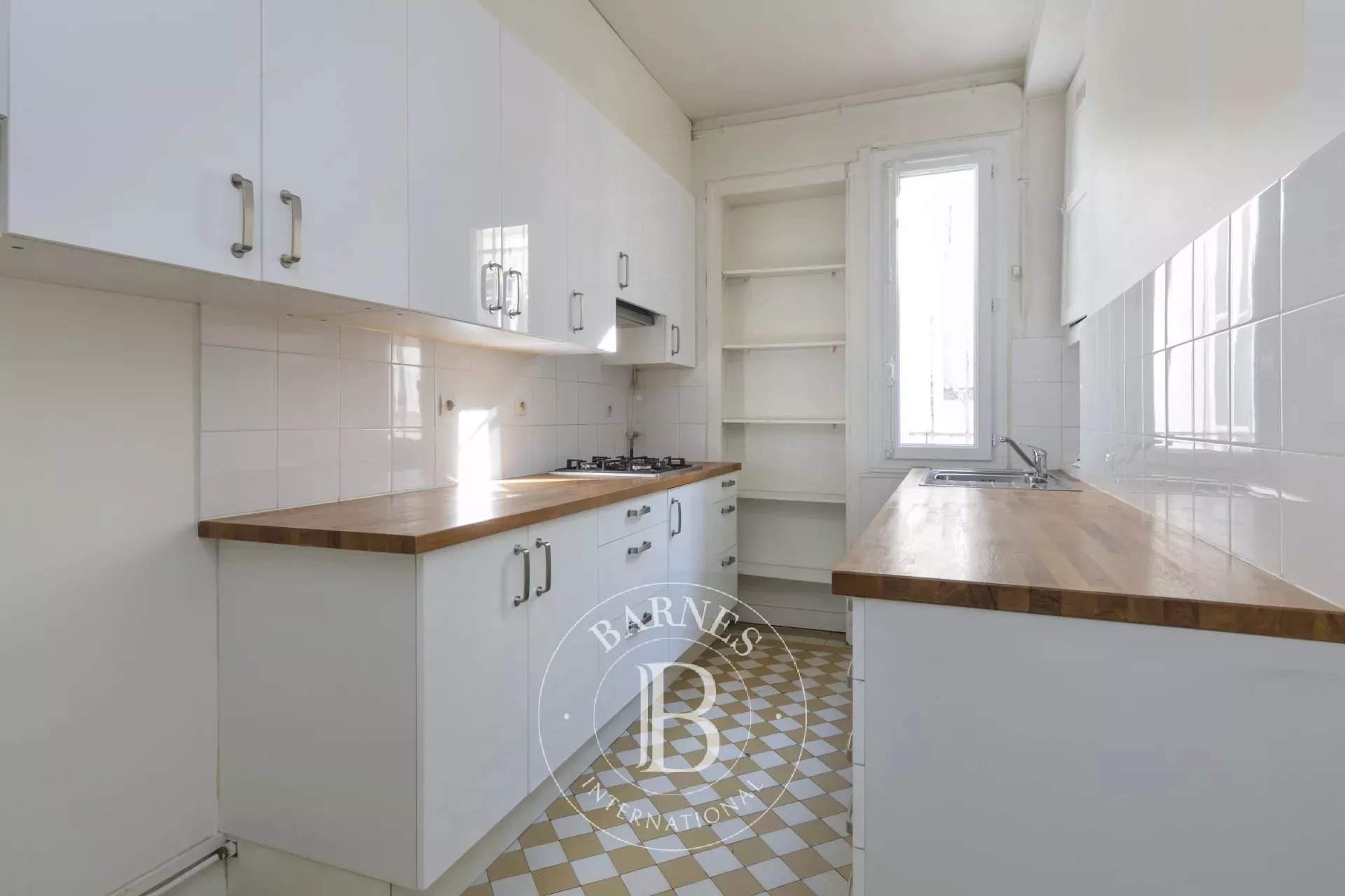 Paris  - Apartment 4 Bedrooms - picture 11