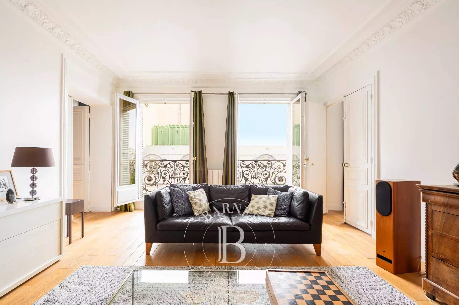 Paris  - Apartment 3 Bedrooms - picture 6