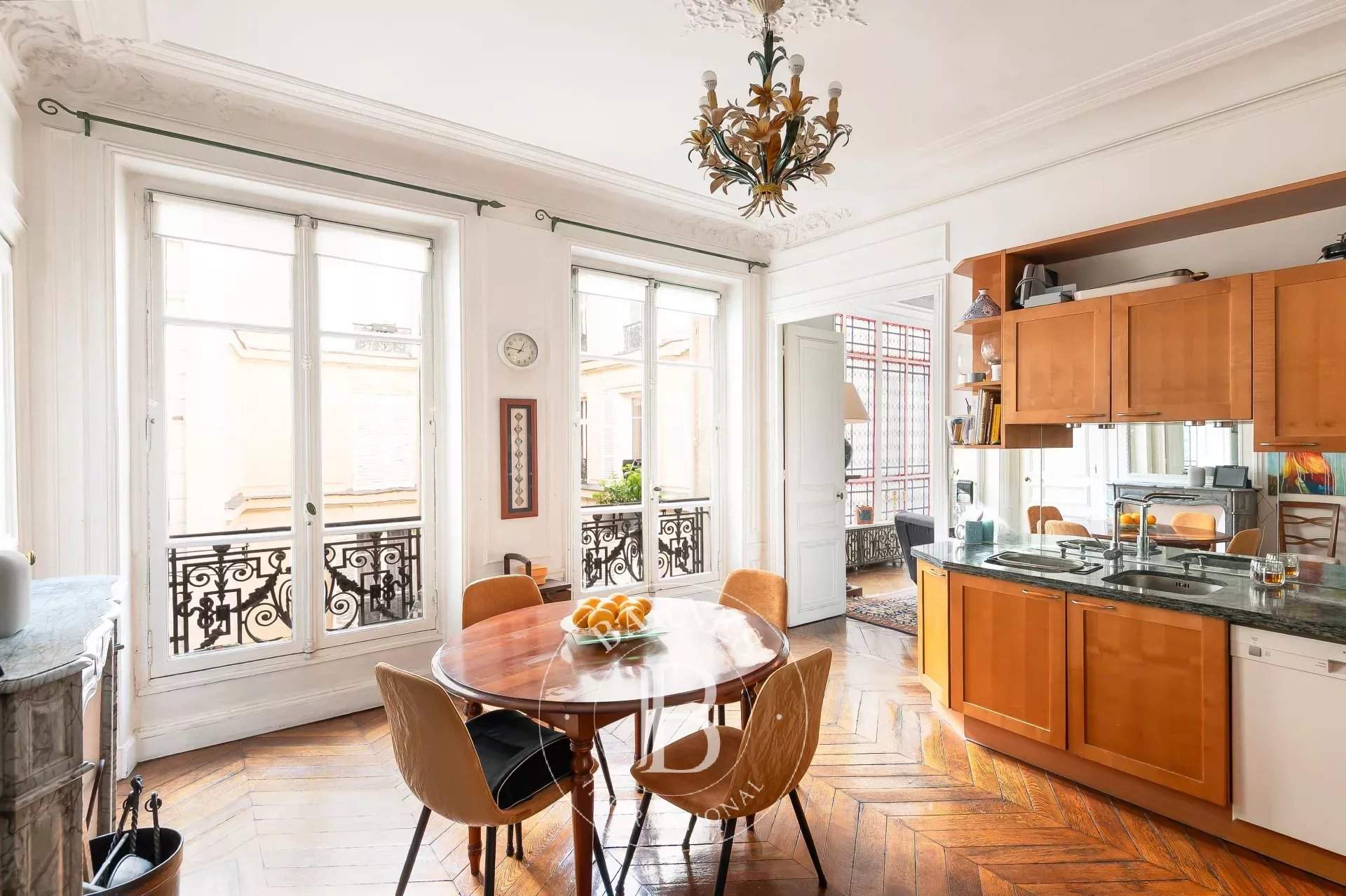 Paris  - Apartment 4 Bedrooms - picture 8