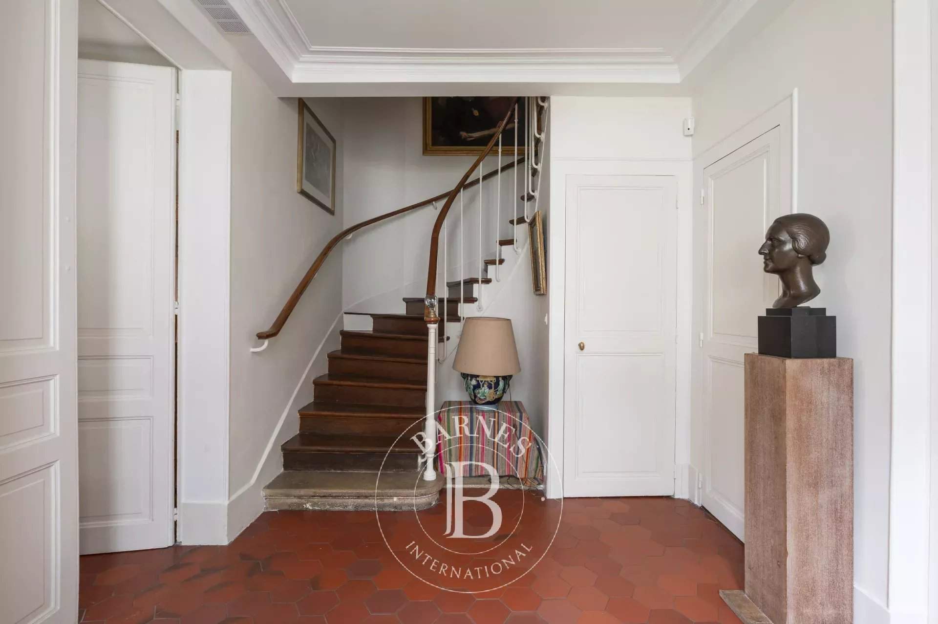 Paris  - House 4 Bedrooms - picture 11