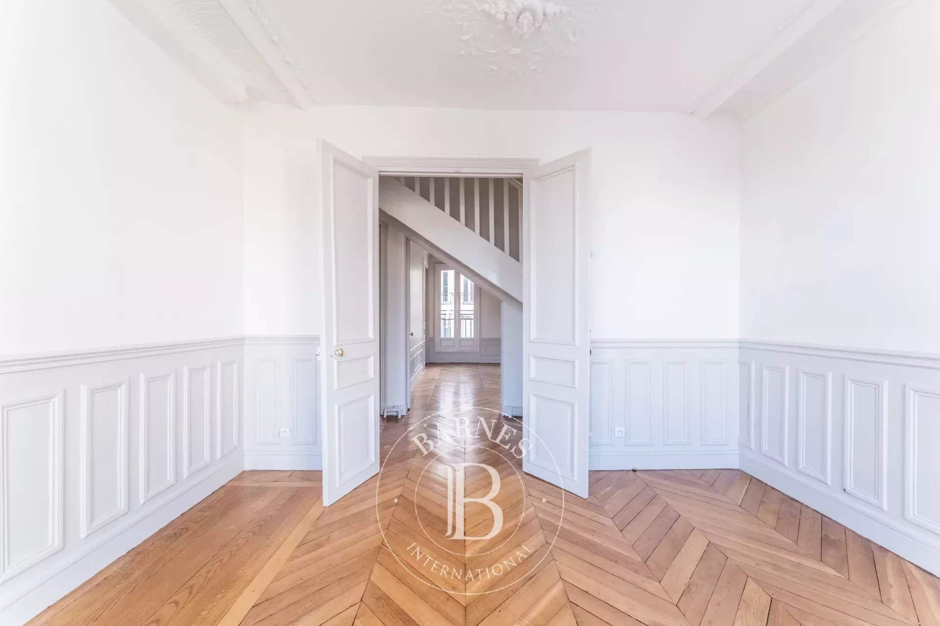 Paris  - Apartment 4 Bedrooms - picture 18