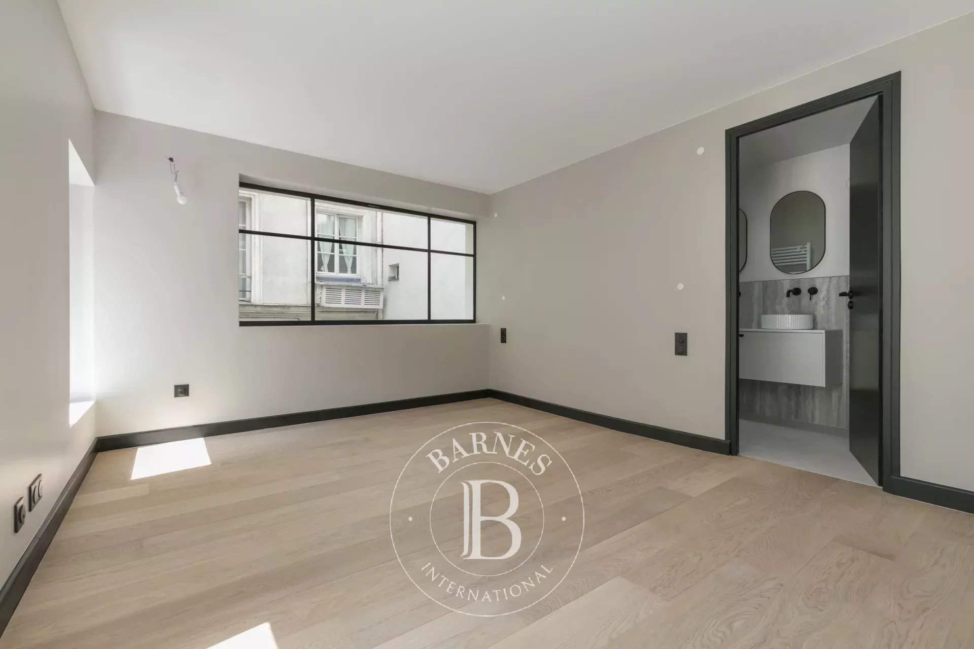 Paris  - Apartment 4 Bedrooms - picture 10