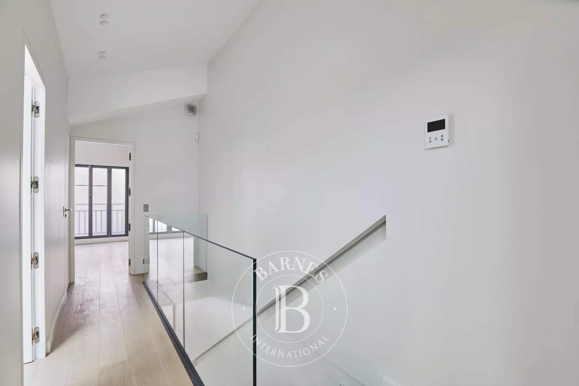 Paris  - Apartment 3 Bedrooms - picture 12