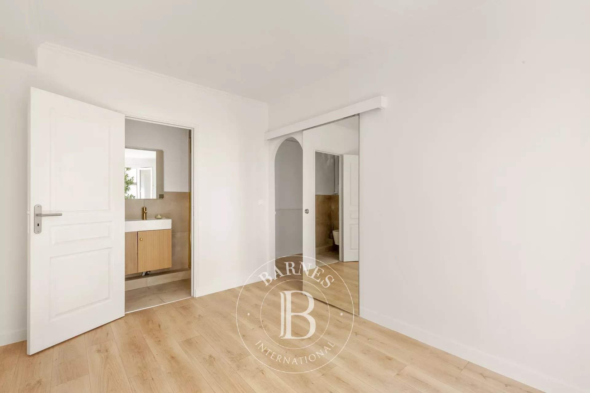 Paris  - Appartement 2 Pi&egrave;ces, 1 Chambre - picture 7