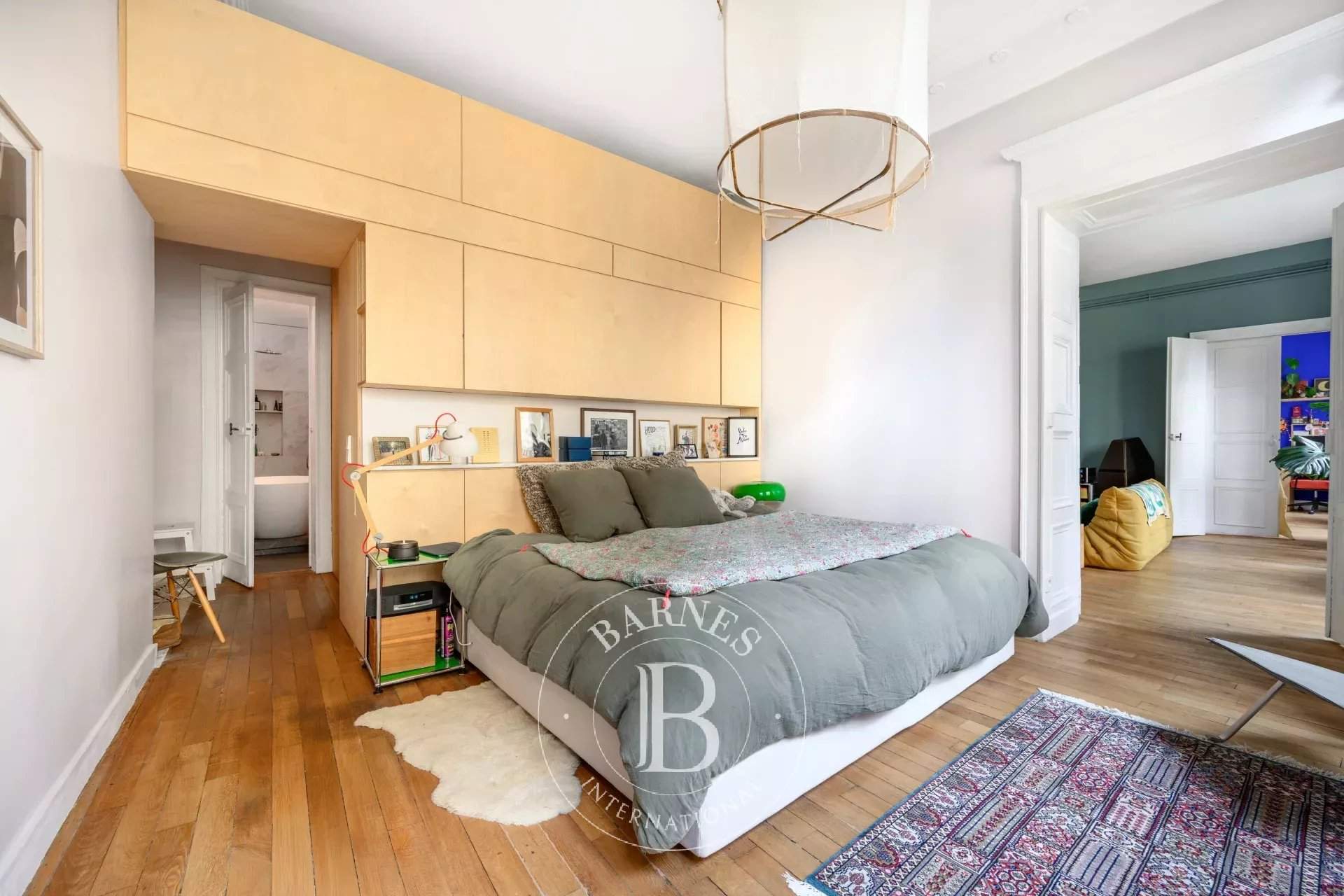 Paris  - Apartment 4 Bedrooms - picture 12