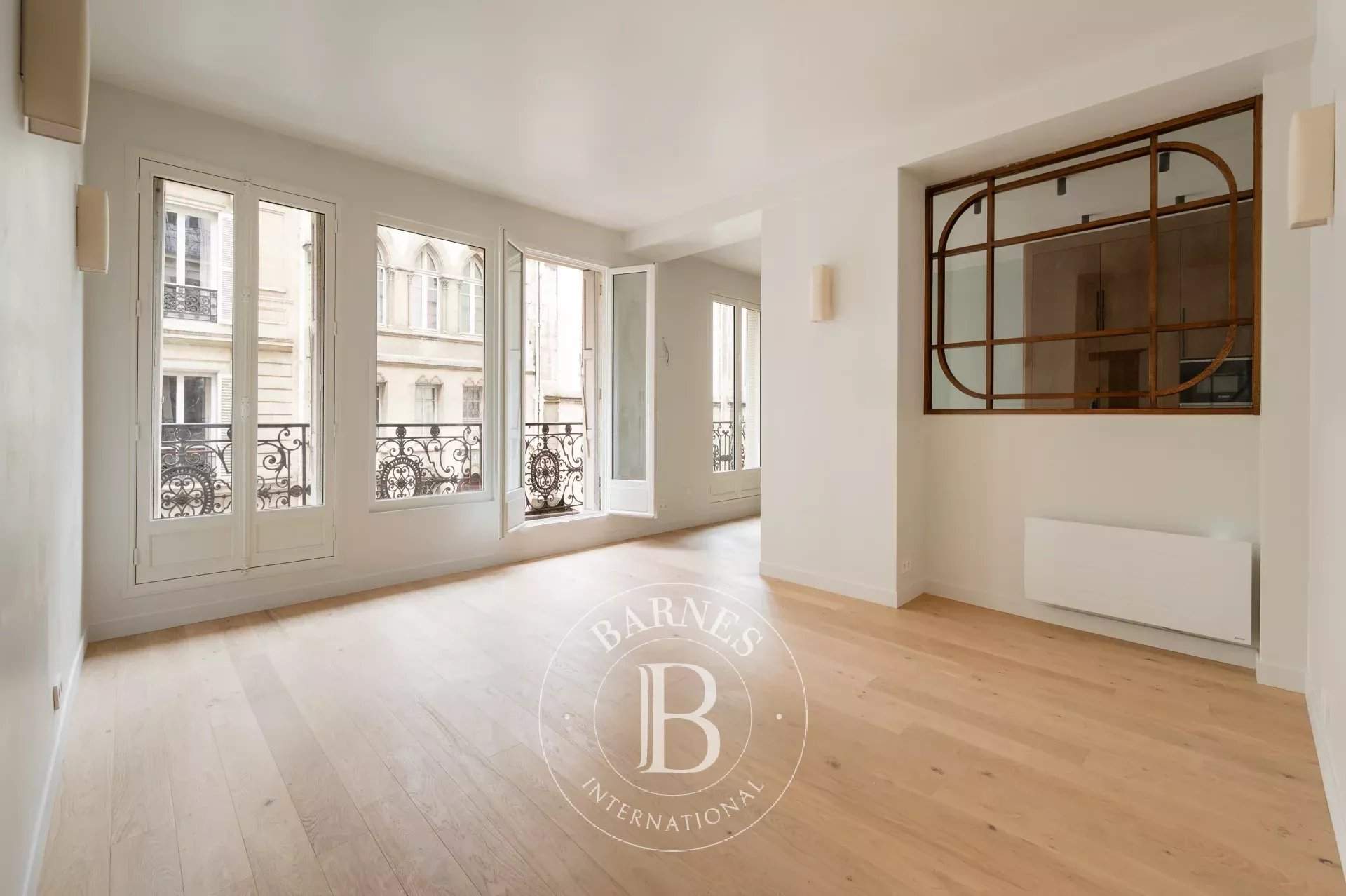 Paris  - Appartement 6 Pi&egrave;ces 4 Chambres - picture 2