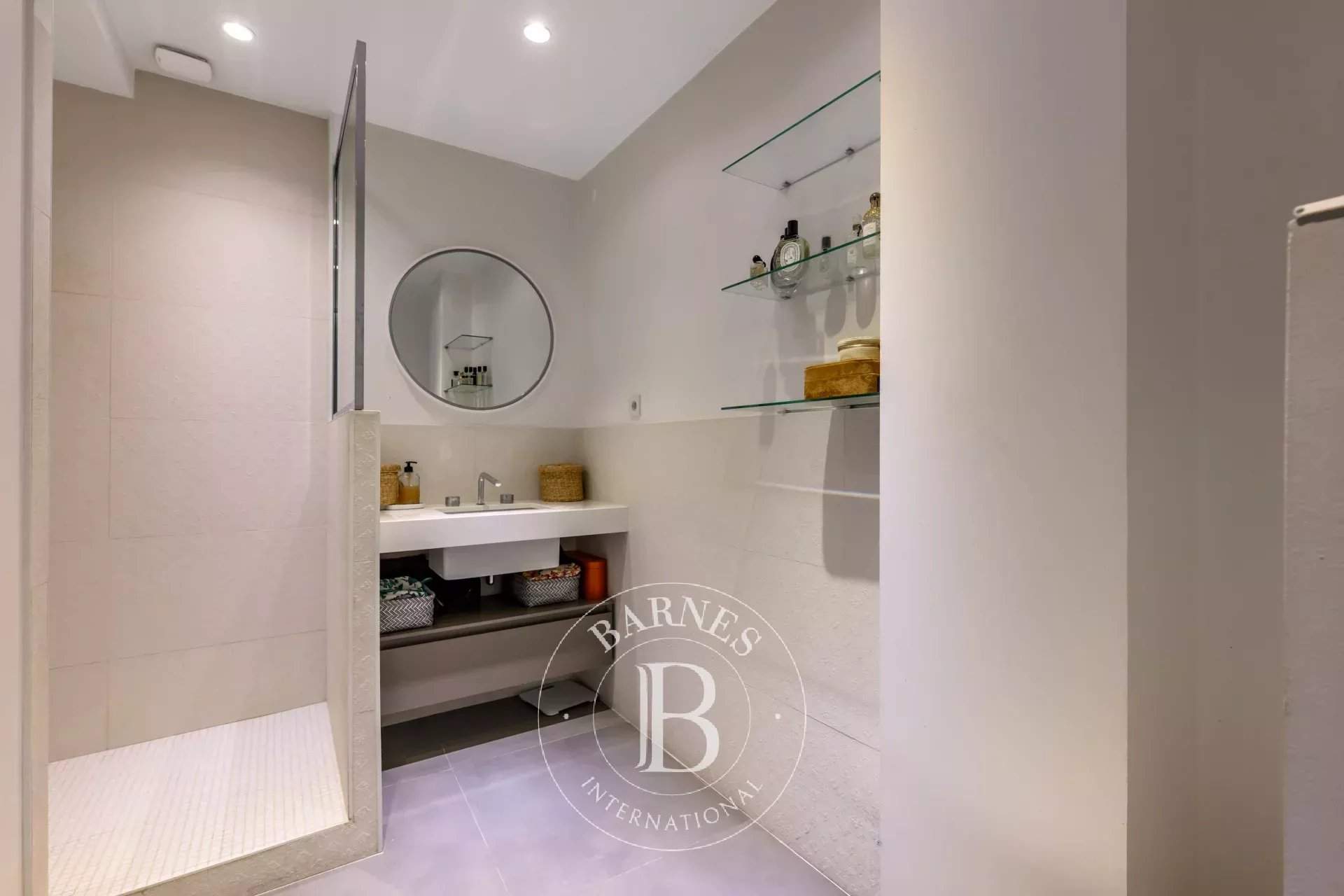 Paris  - Appartement 4 Pi&egrave;ces 3 Chambres - picture 11