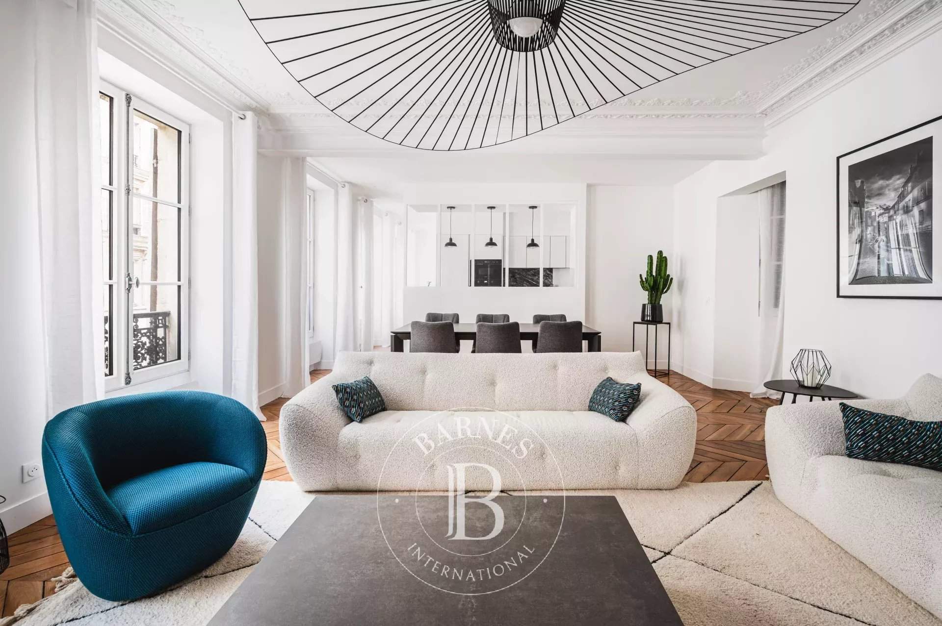 Paris  - Appartement 5 Pi&egrave;ces 2 Chambres - picture 4