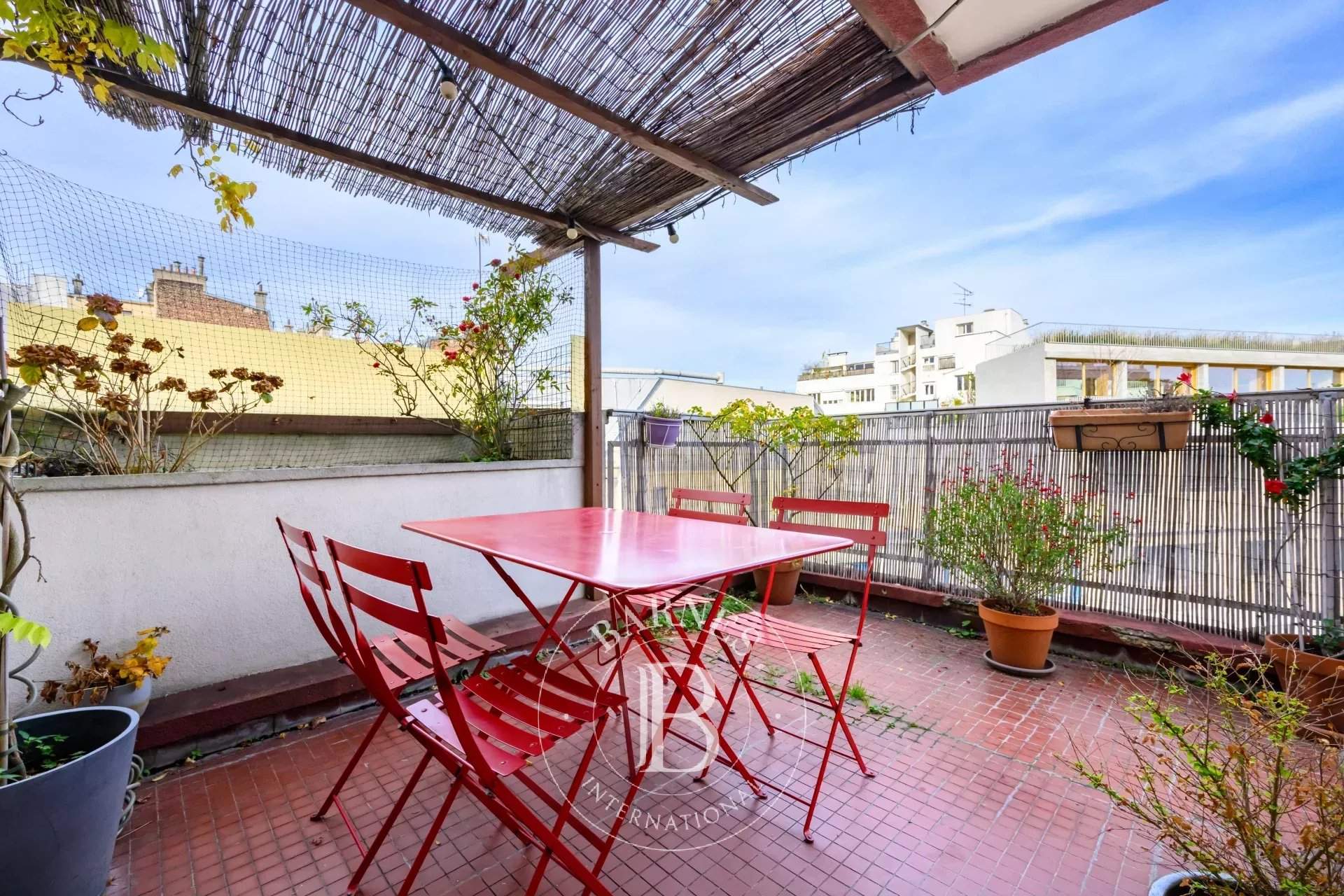 Paris  - Appartement 3 Pi&egrave;ces, 1 Chambre - picture 1