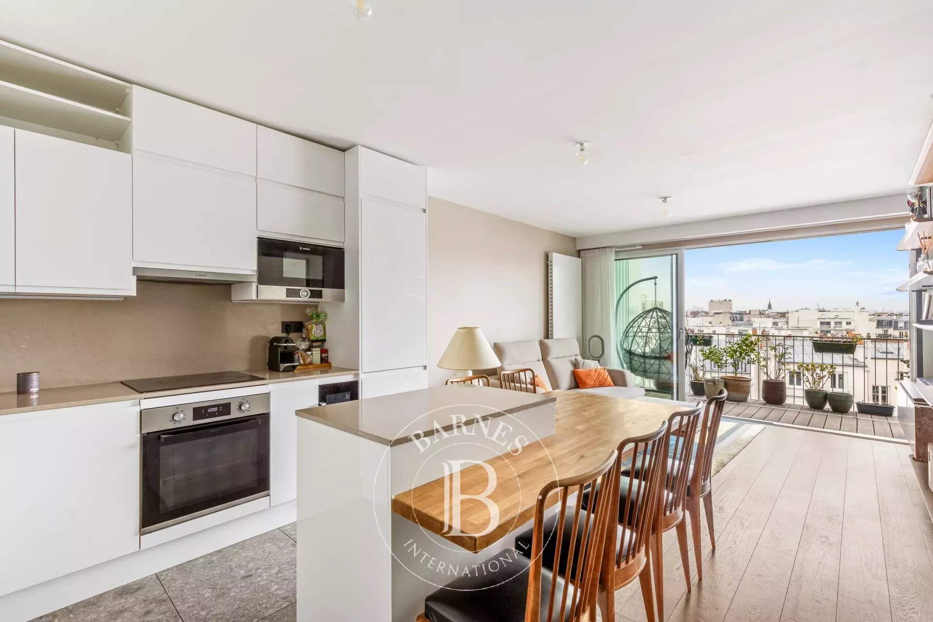 Paris  - Appartement 4 Pi&egrave;ces 3 Chambres - picture 3