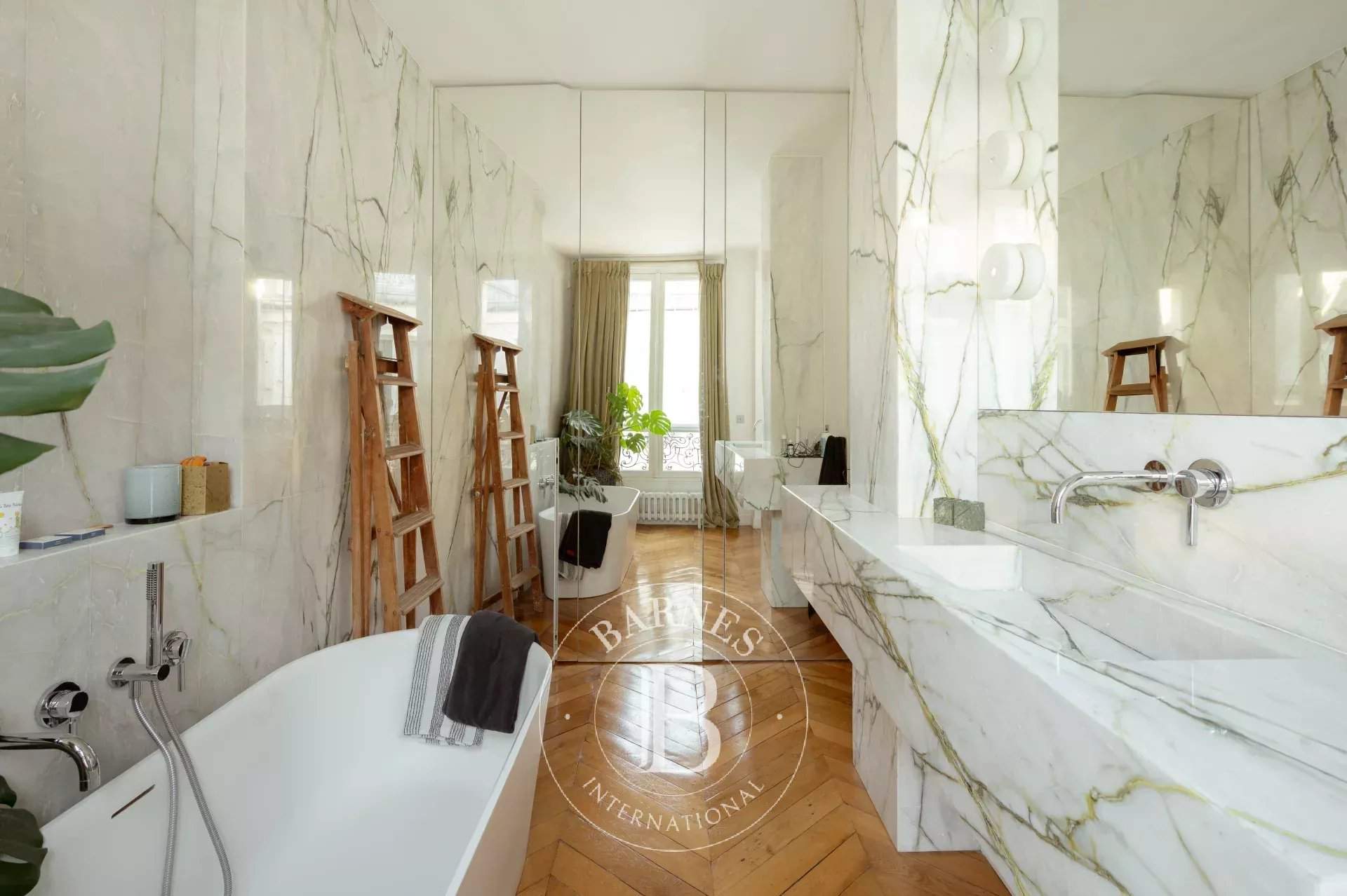 Paris  - Apartment 2 Bedrooms - picture 12