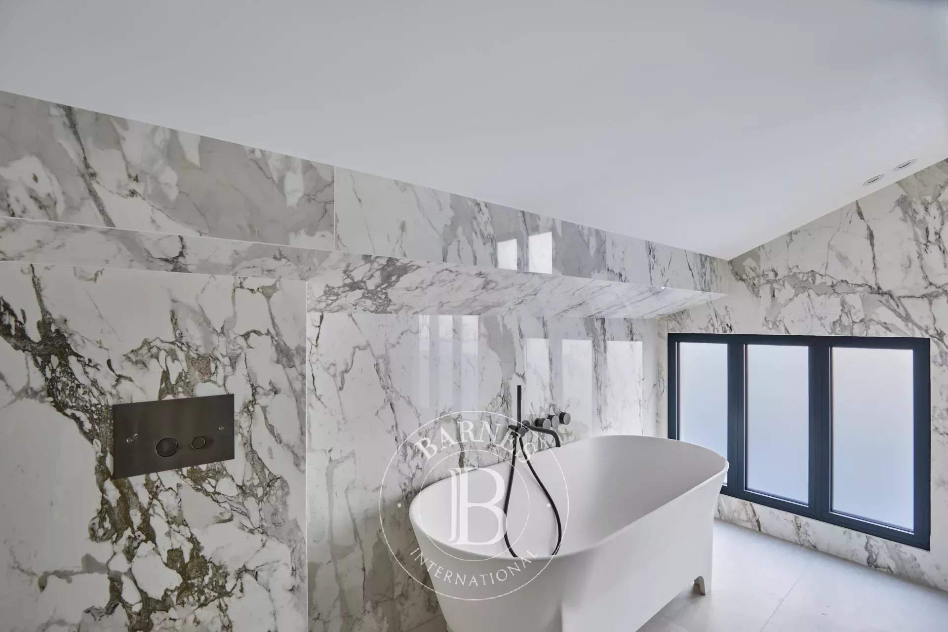 Paris  - Apartment 3 Bedrooms - picture 18