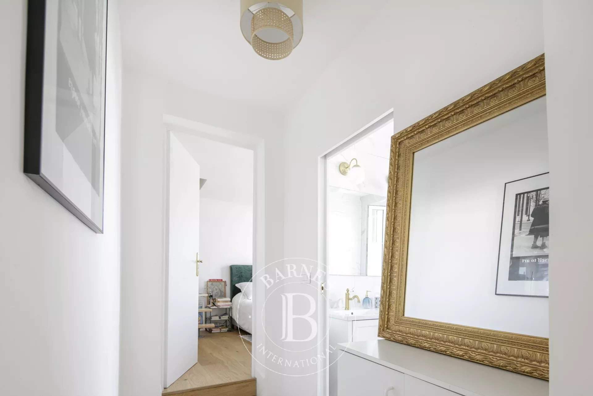 Paris  - Apartment 2 Bedrooms - picture 8